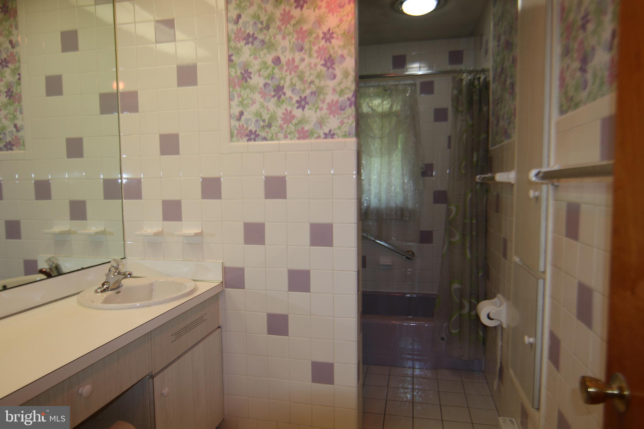 SILVER SPRING - Residential
