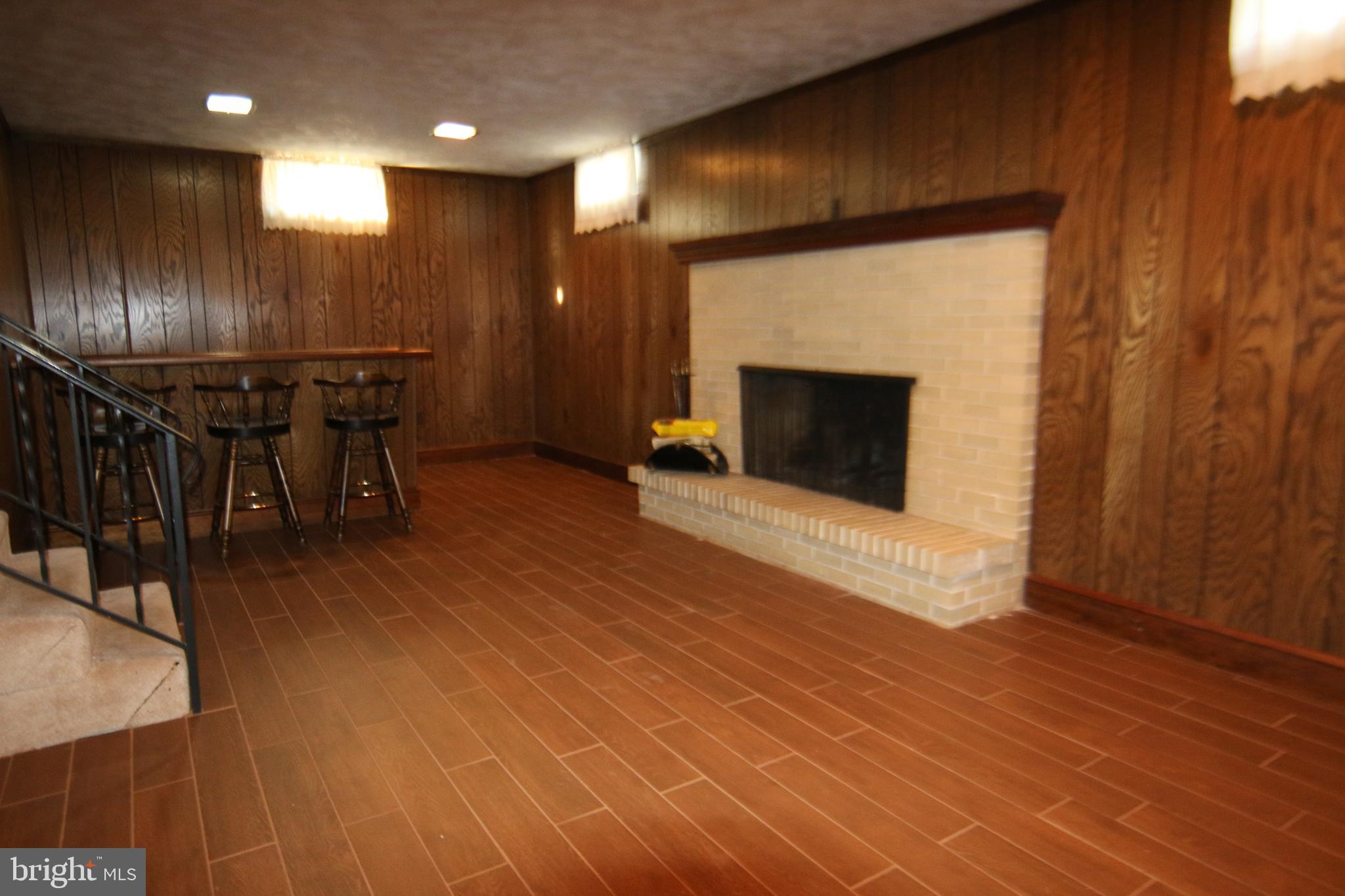 SILVER SPRING - Residential