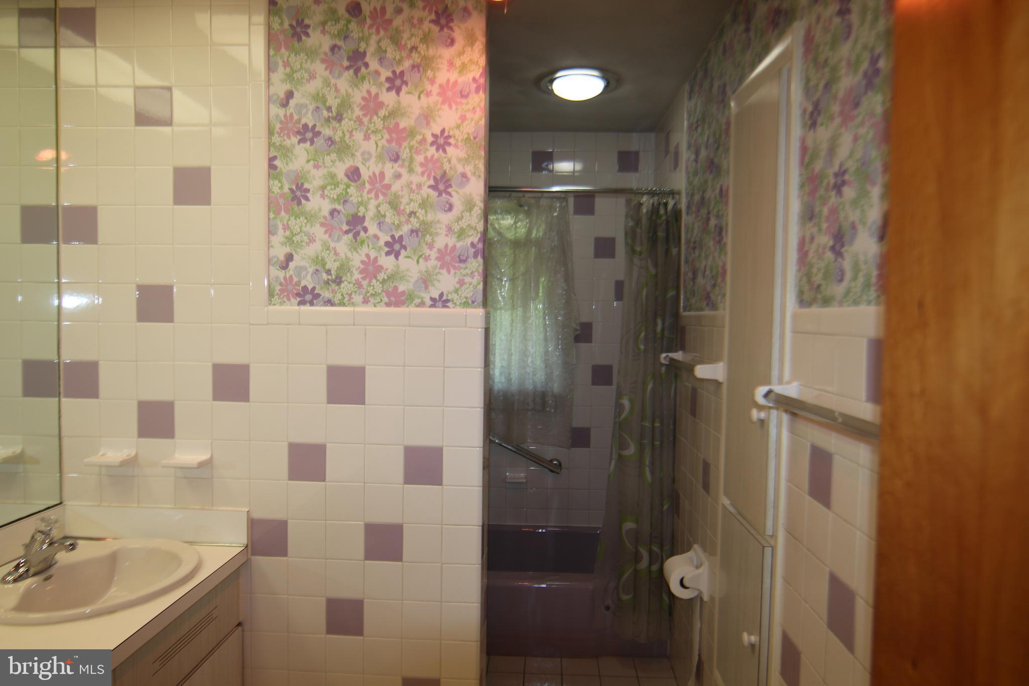 SILVER SPRING - Residential