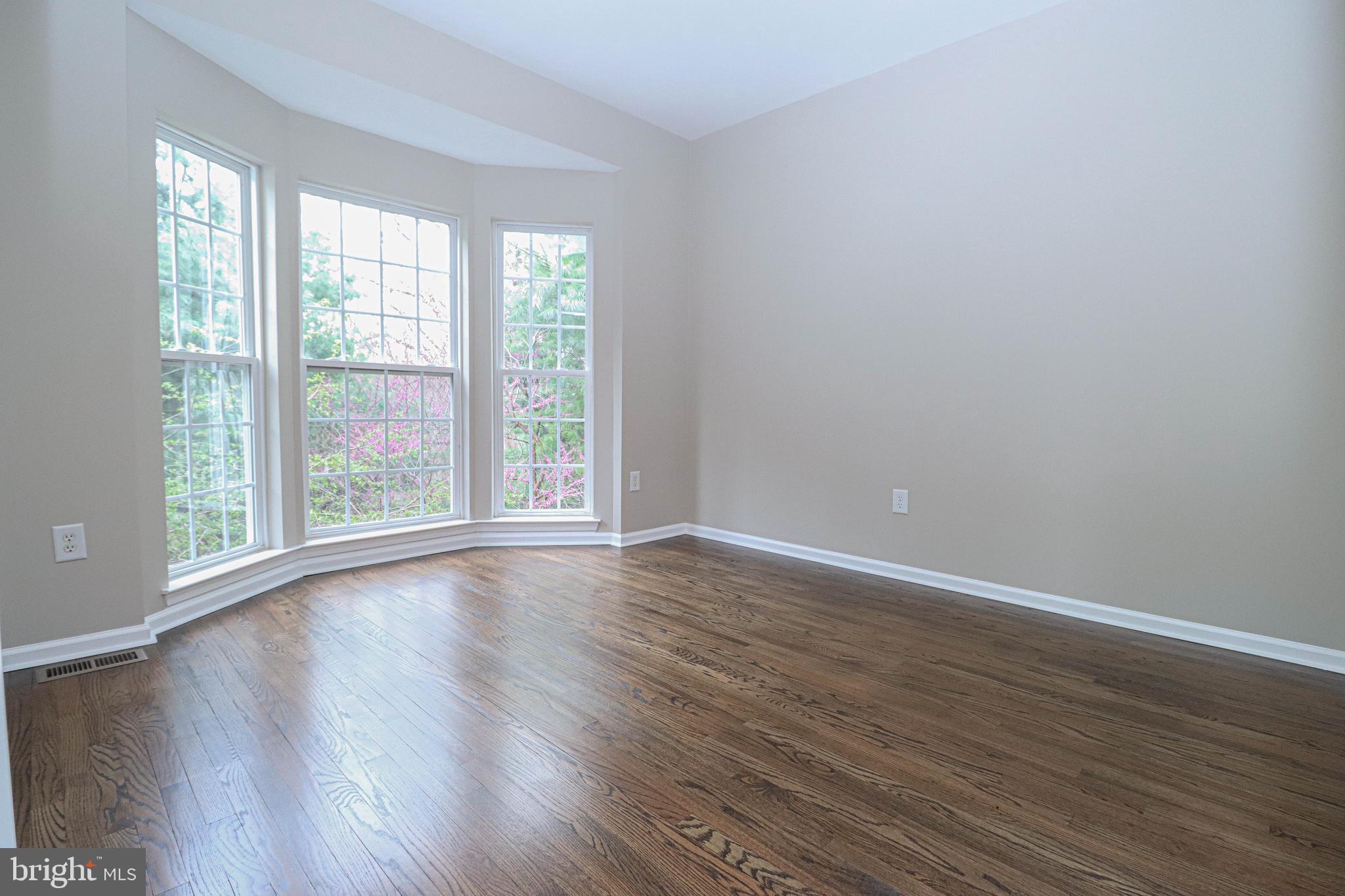 PERRY HALL - Residential