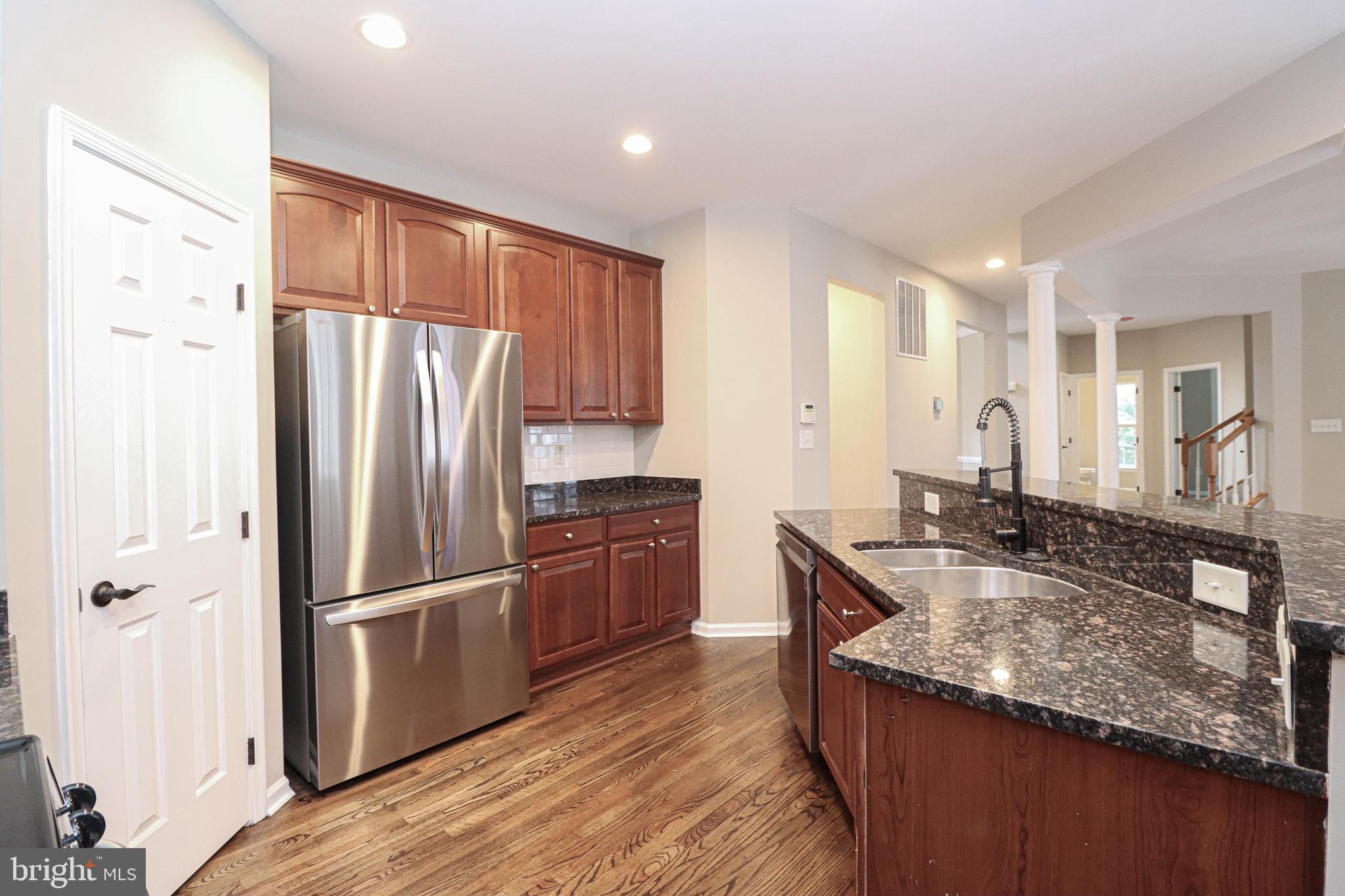PERRY HALL - Residential