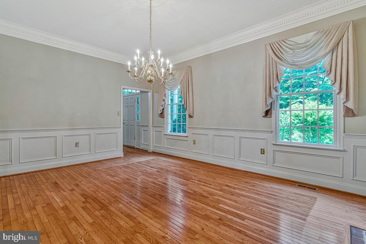 LOCUST GROVE ESTATES - Residential
