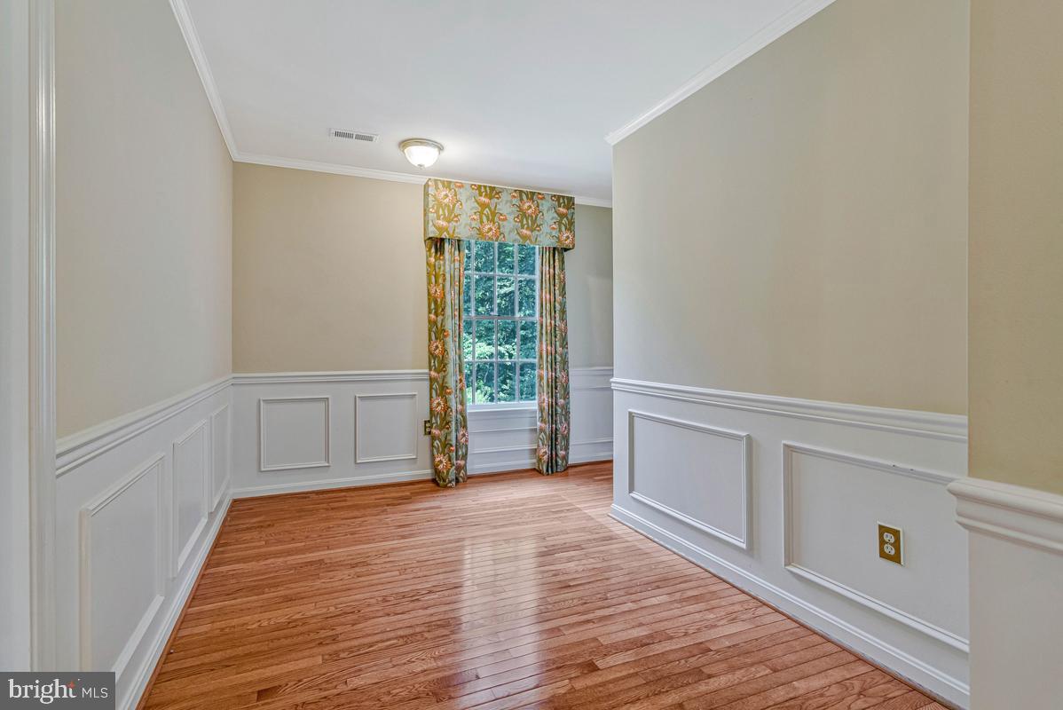 LOCUST GROVE ESTATES - Residential