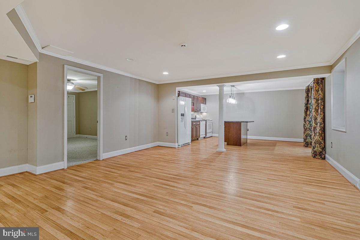 LOCUST GROVE ESTATES - Residential