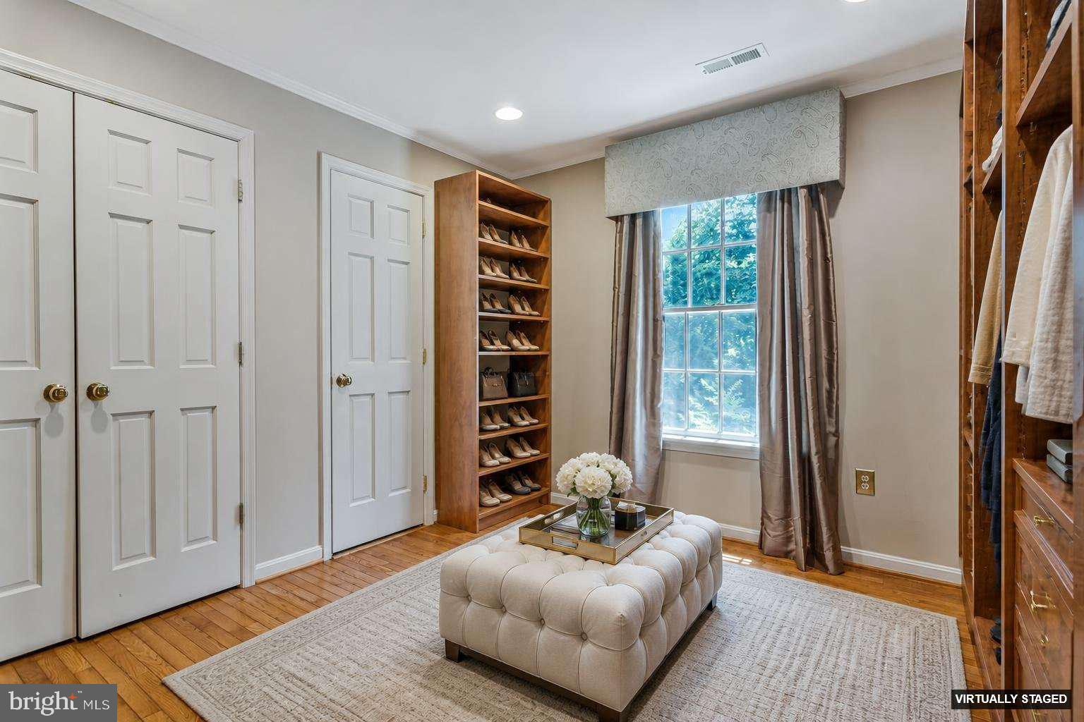 LOCUST GROVE ESTATES - Residential