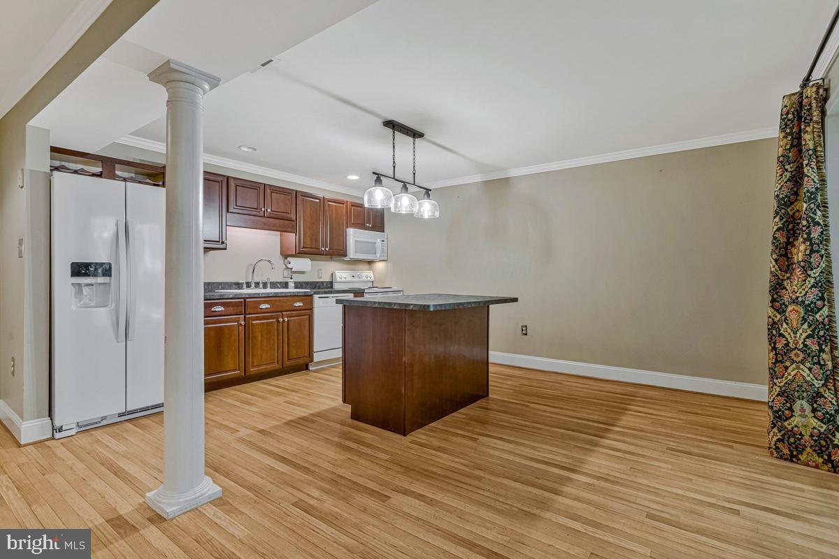 LOCUST GROVE ESTATES - Residential