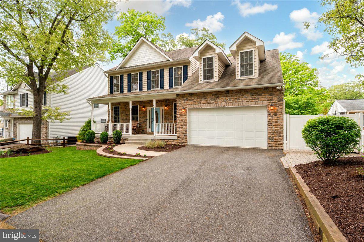CARROLLTON MANOR - Residential