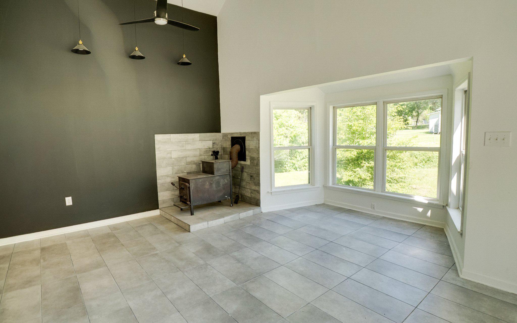 NONAVAILABLE - Residential