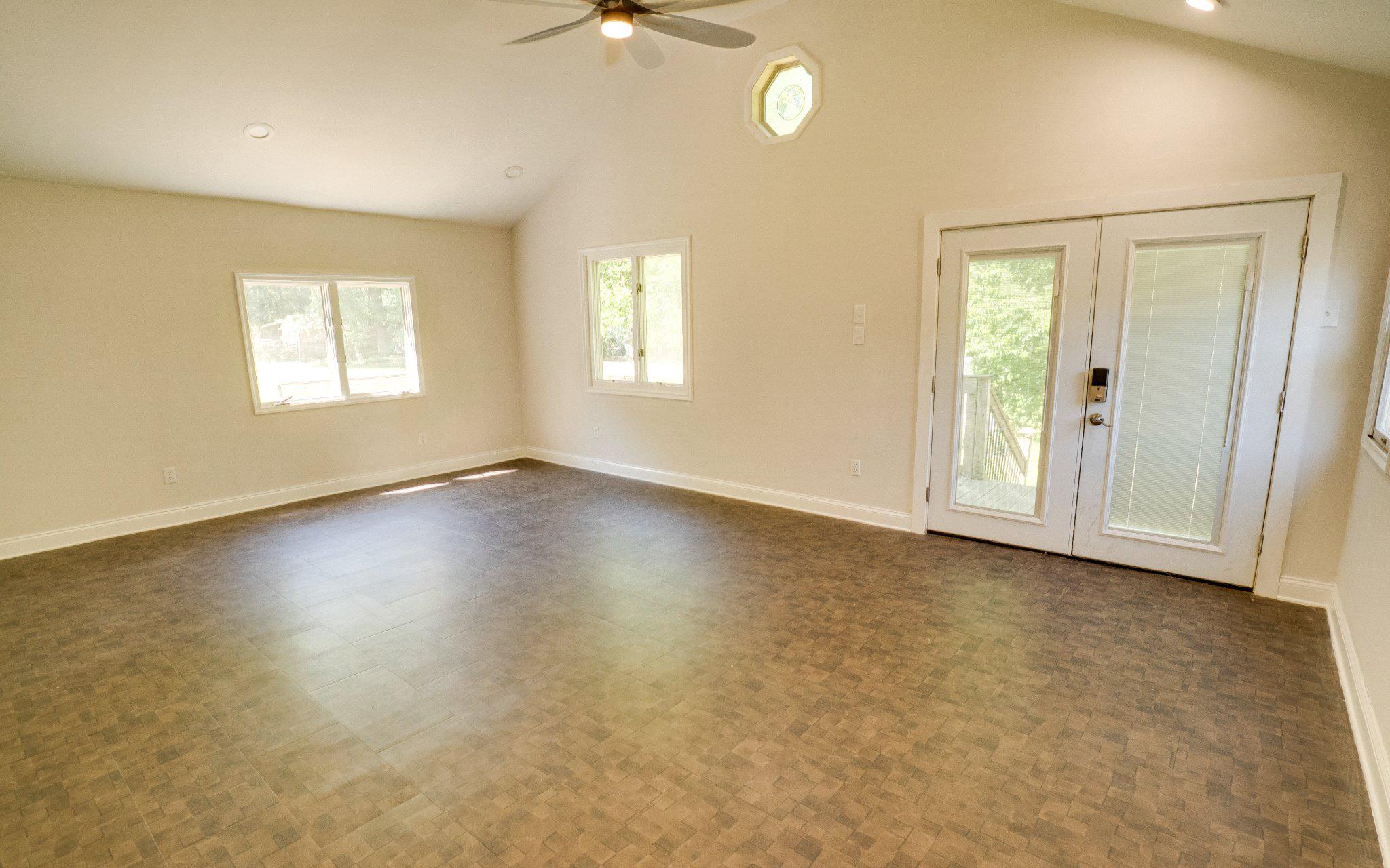NONAVAILABLE - Residential