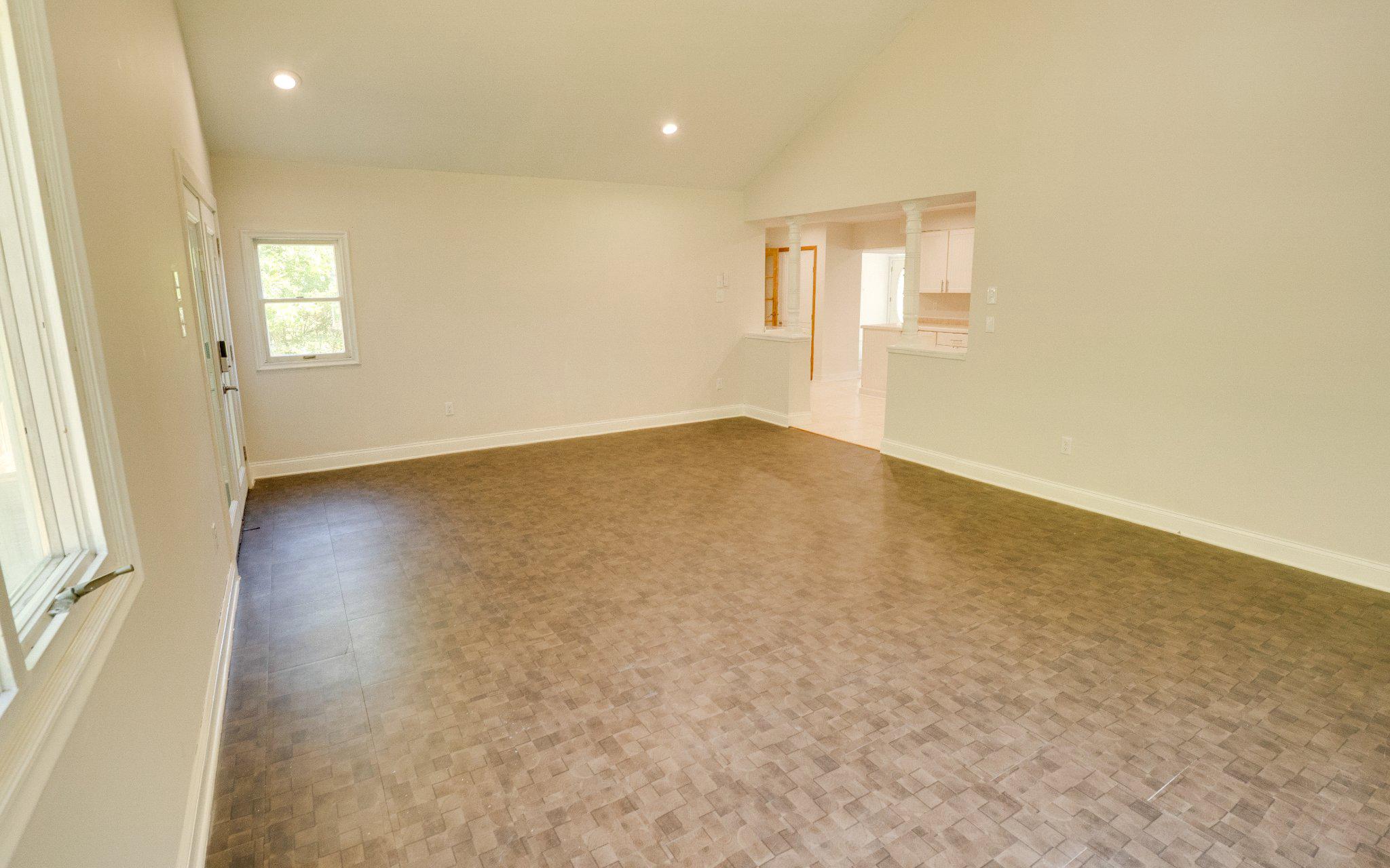 NONAVAILABLE - Residential
