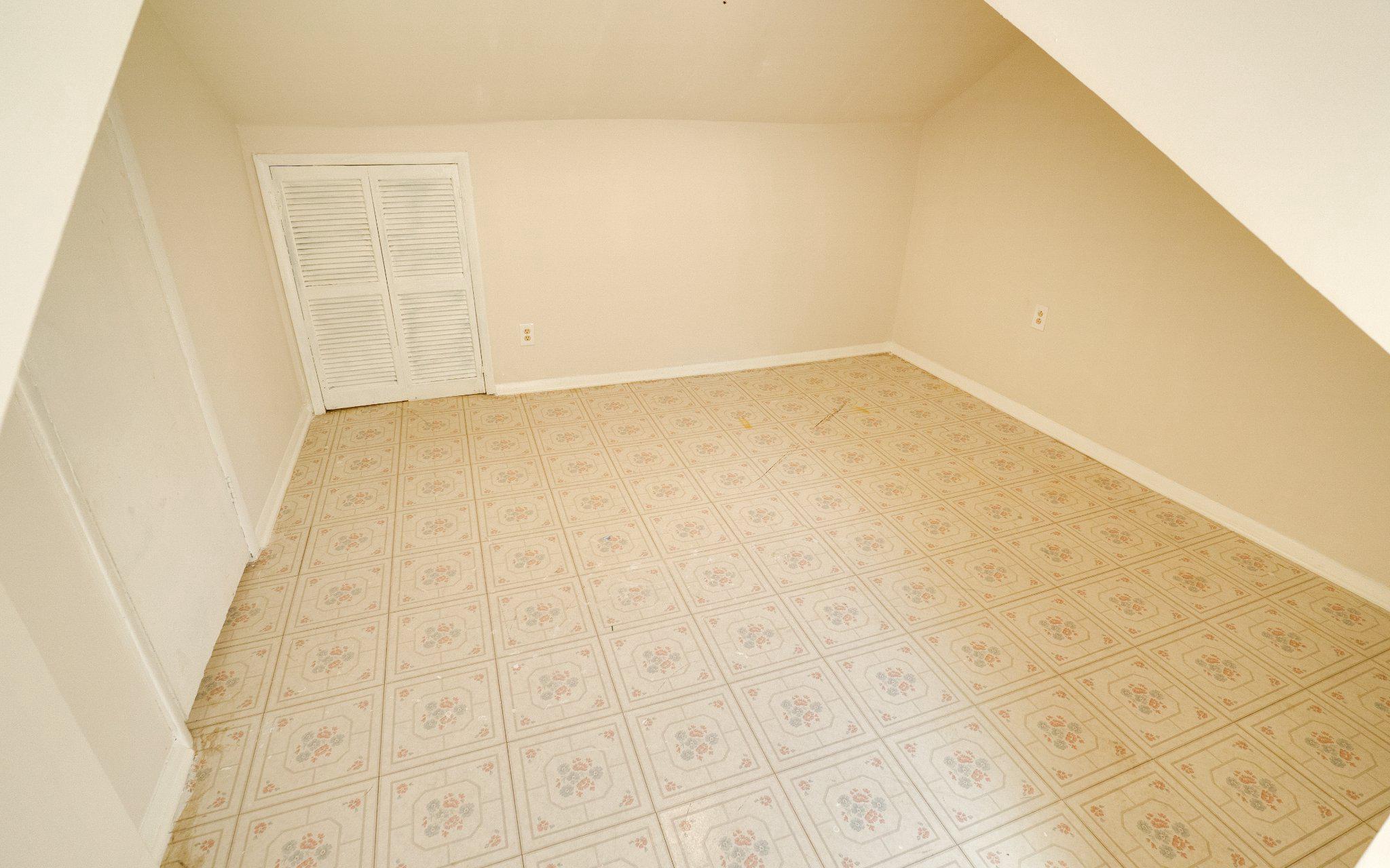 NONAVAILABLE - Residential