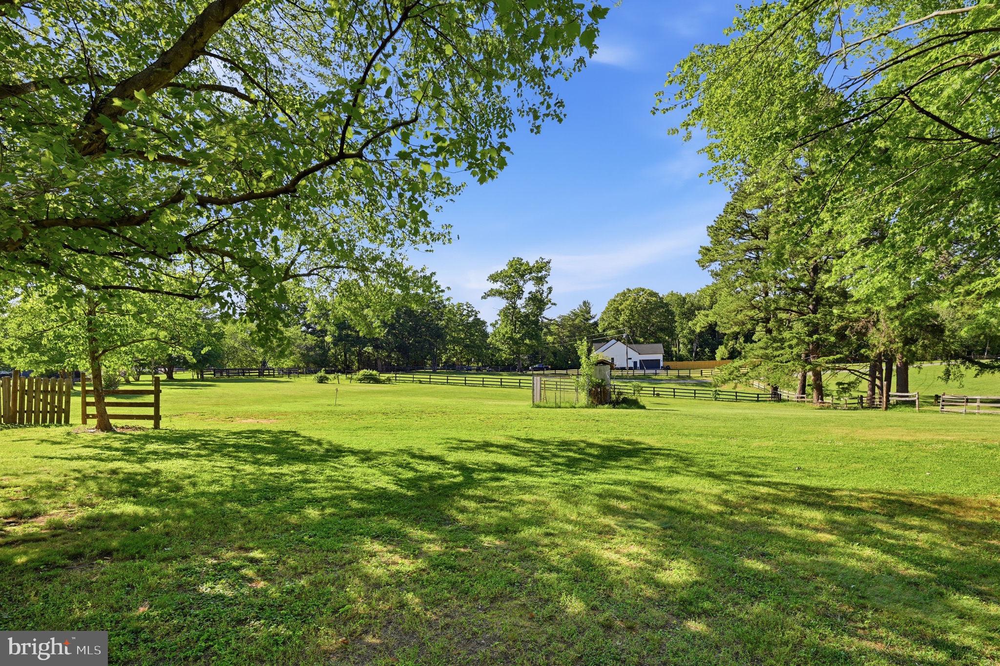 UNIONVILLE CROSSING - Residential