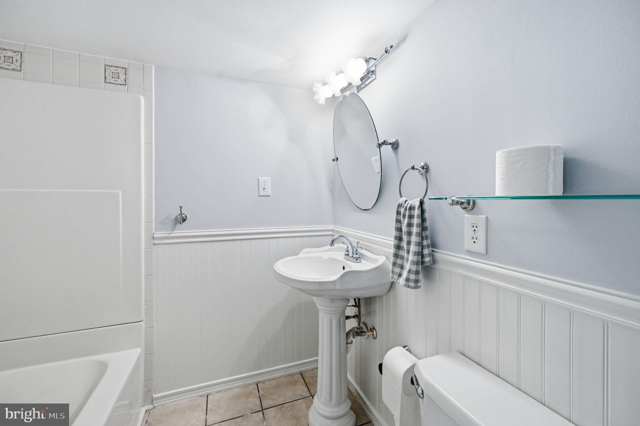 UNIONVILLE CROSSING - Residential