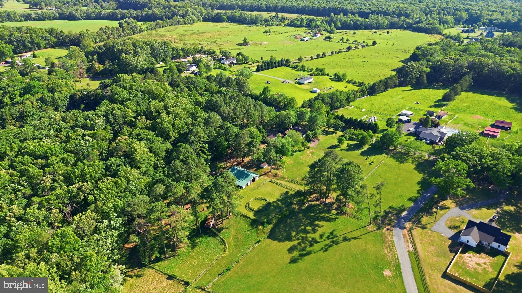 UNIONVILLE CROSSING - Residential