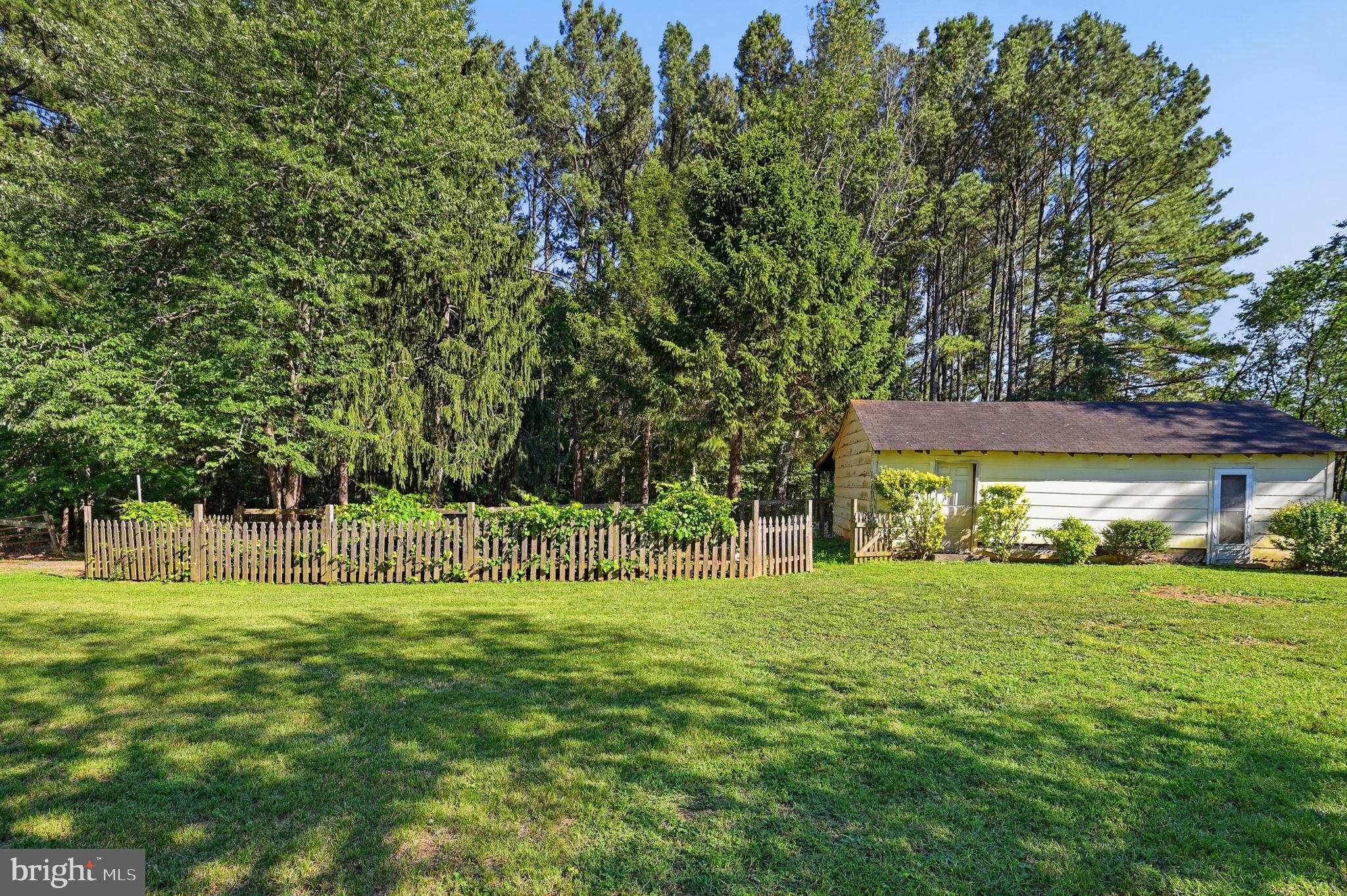 UNIONVILLE CROSSING - Residential