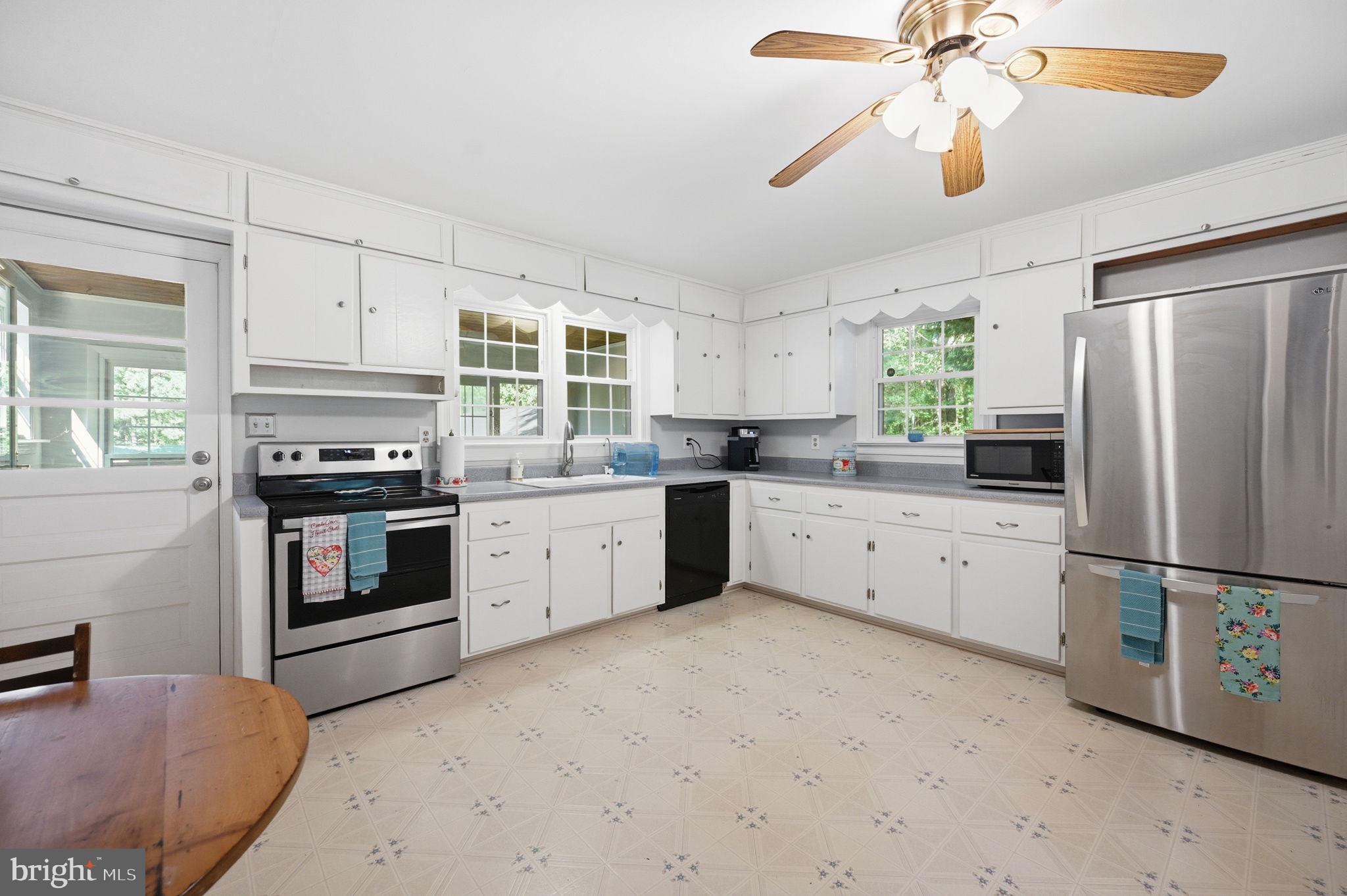 UNIONVILLE CROSSING - Residential