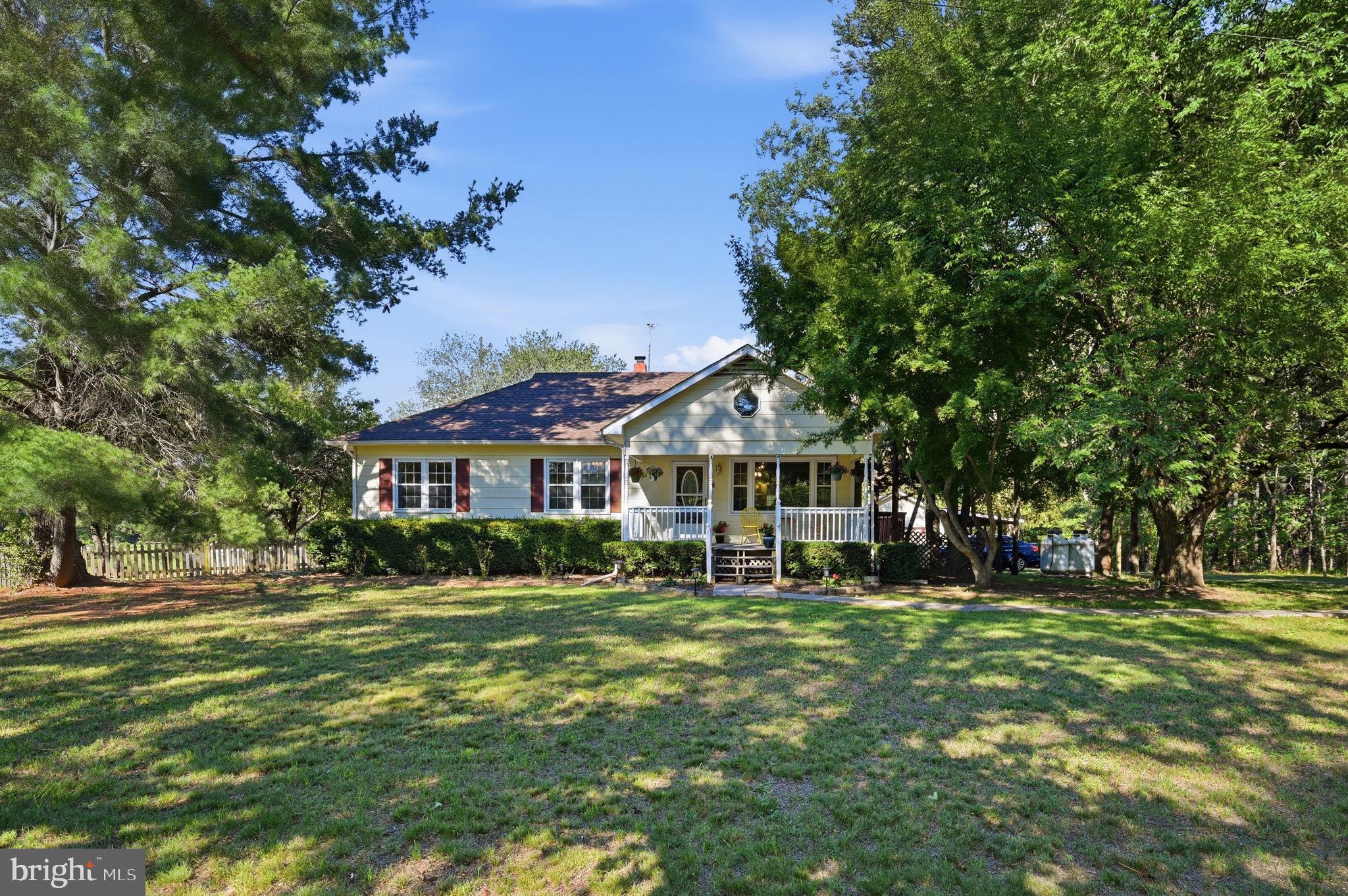 UNIONVILLE CROSSING - Residential