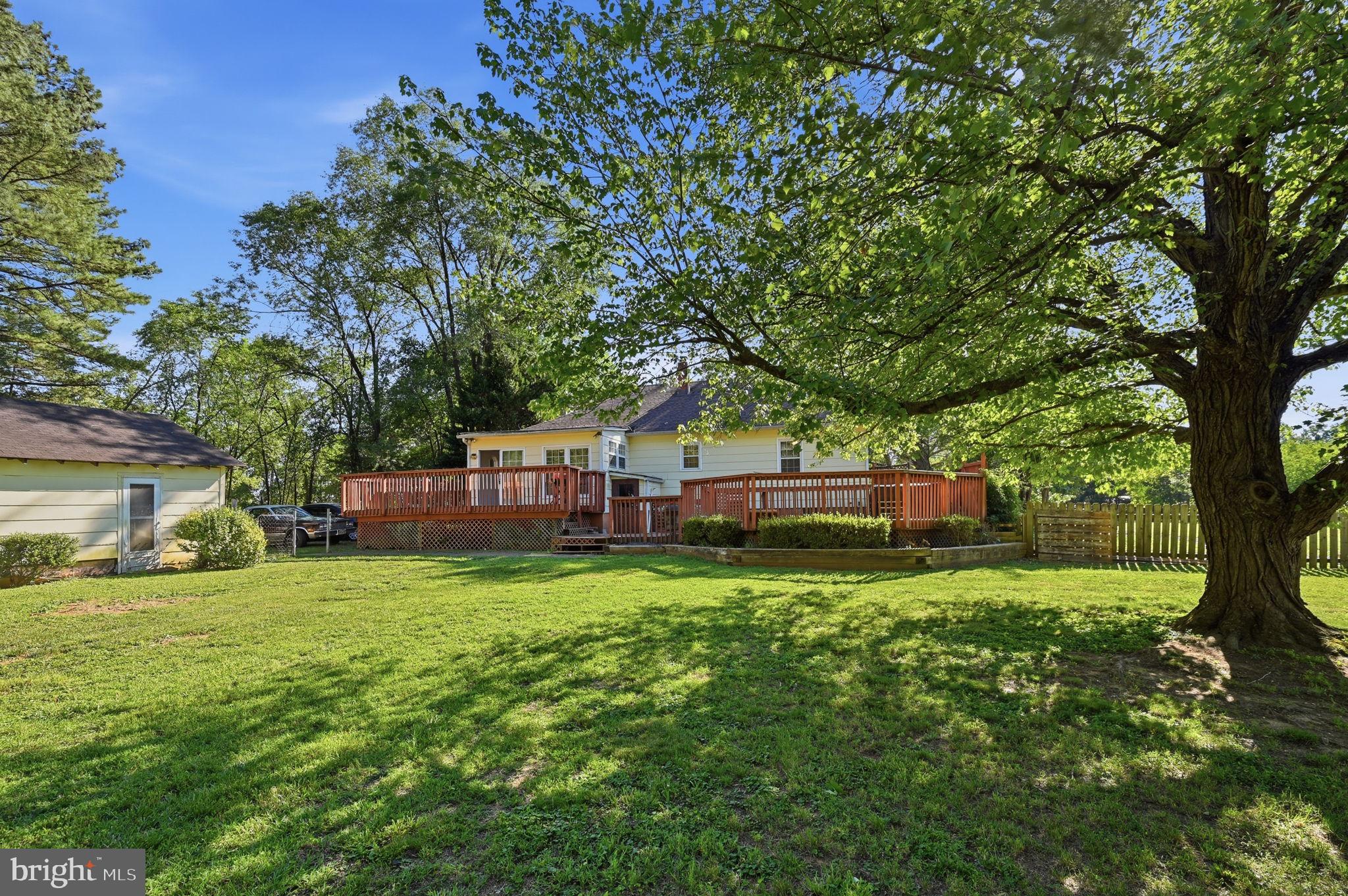 UNIONVILLE CROSSING - Residential