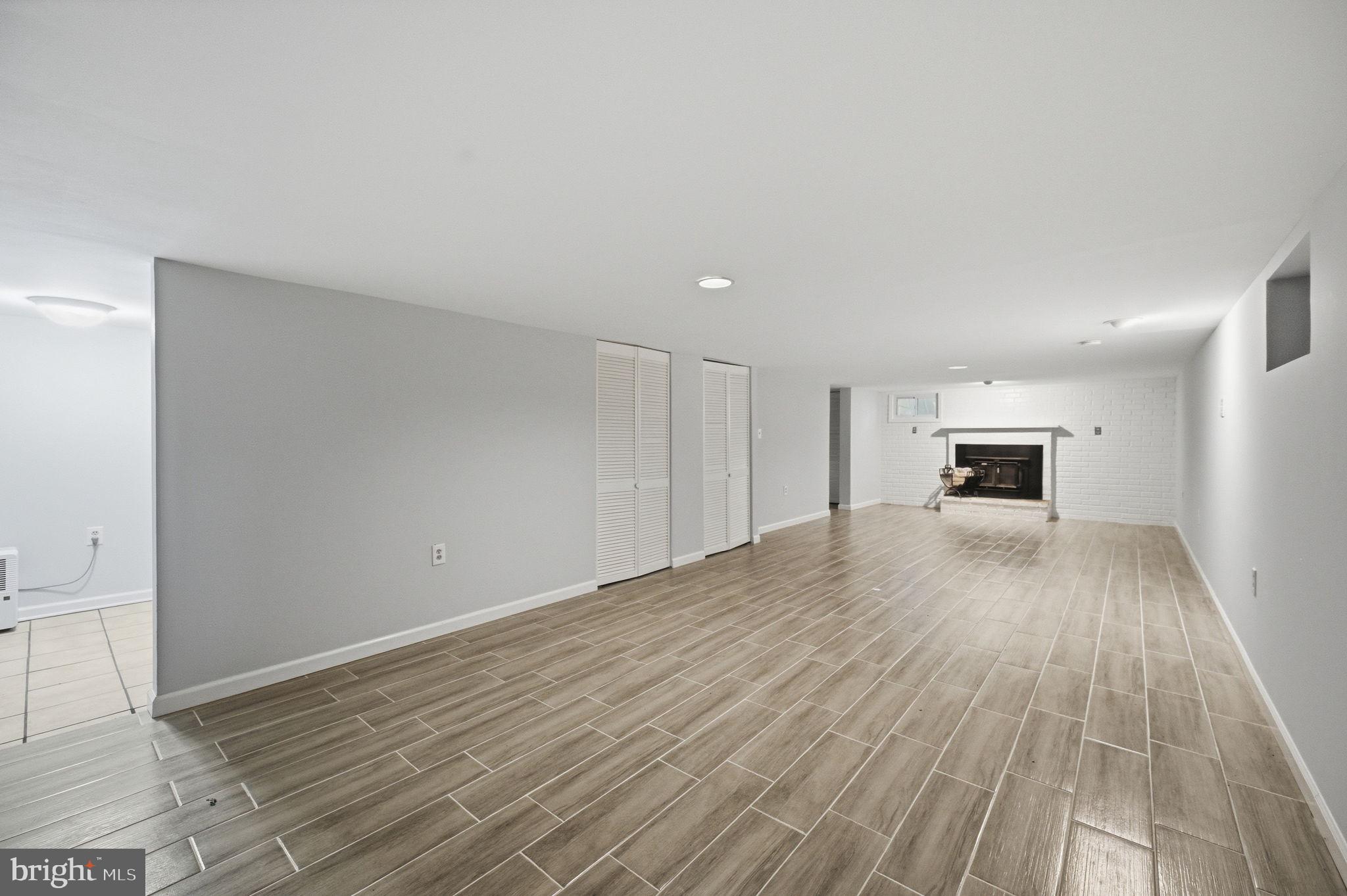UNIONVILLE CROSSING - Residential