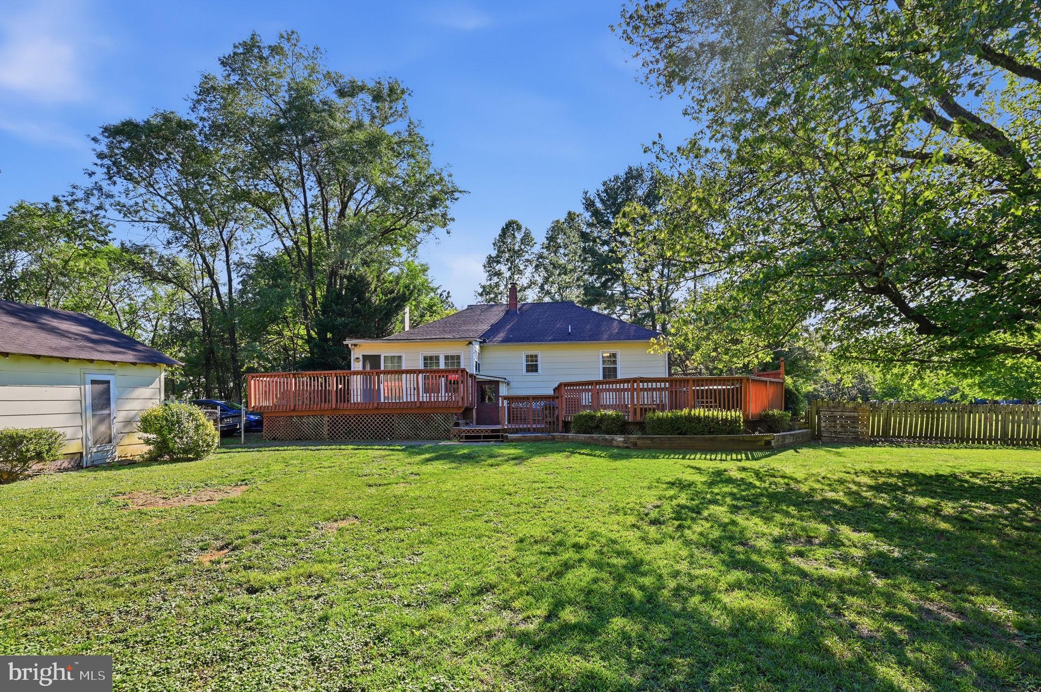 UNIONVILLE CROSSING - Residential