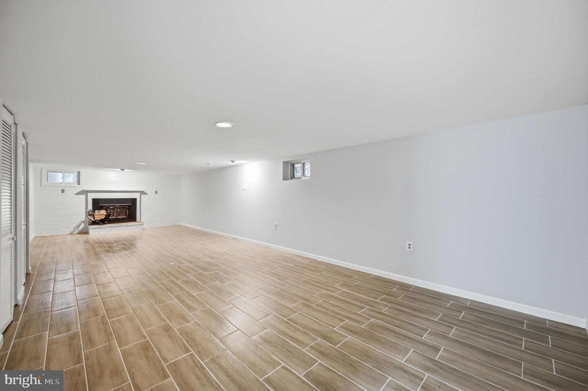 UNIONVILLE CROSSING - Residential
