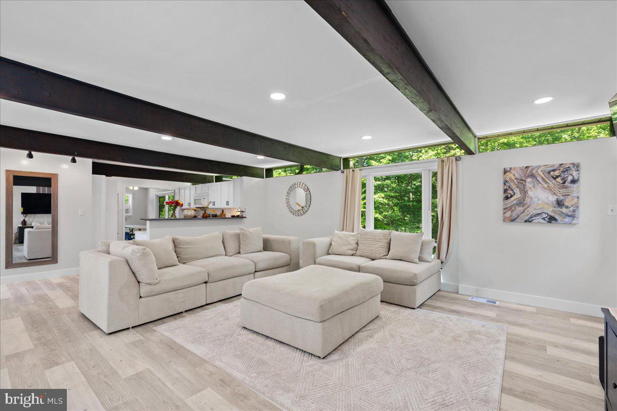 OAK RIDGE ESTATES - Residential