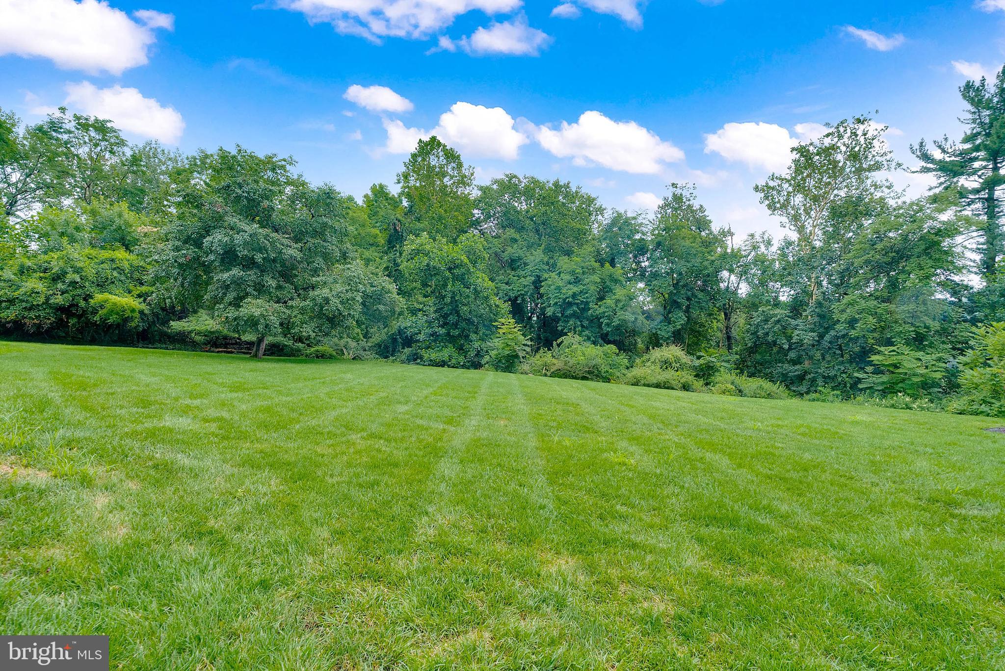 LAFAYETTE HILL - Residential