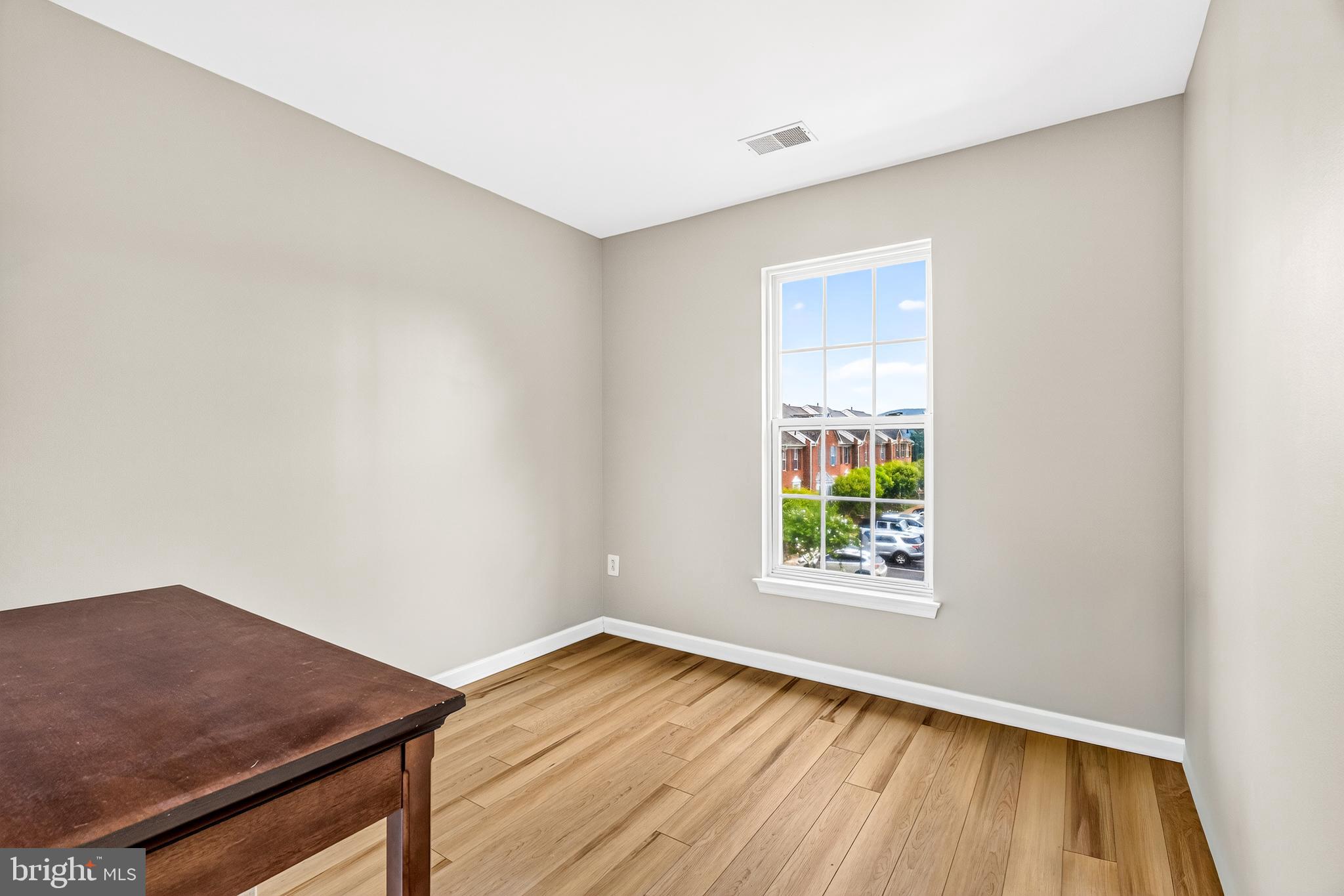 GLENBROOK - Residential