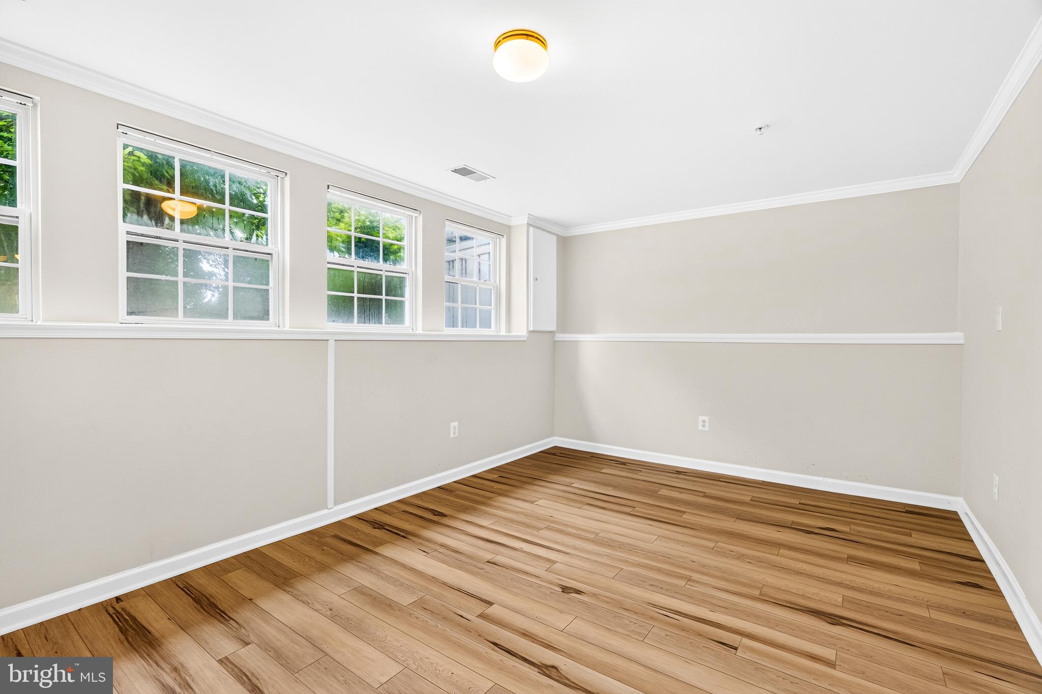 GLENBROOK - Residential
