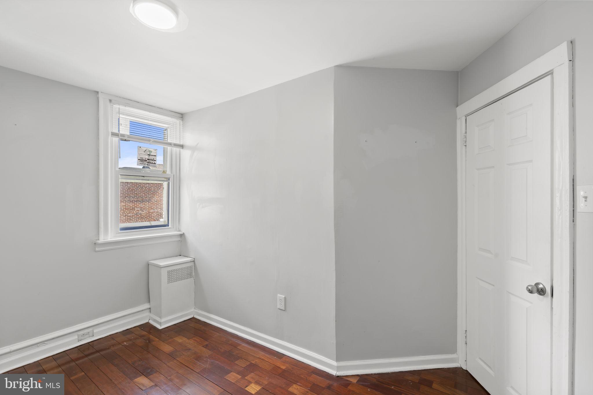 LAWNCREST - Residential