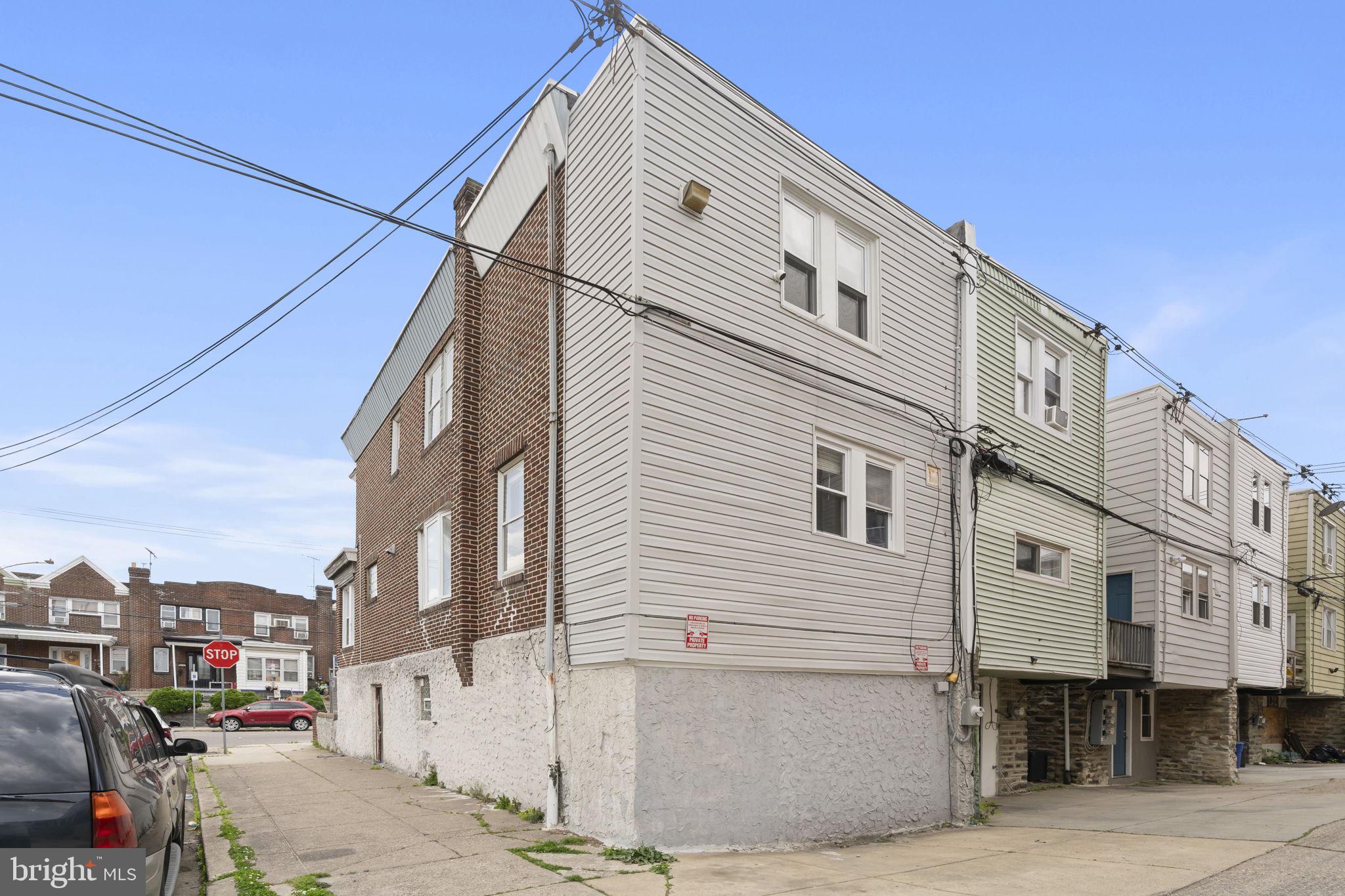 LAWNCREST - Residential