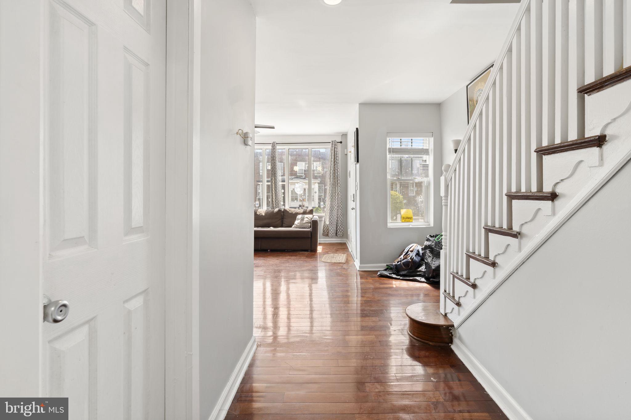 LAWNCREST - Residential