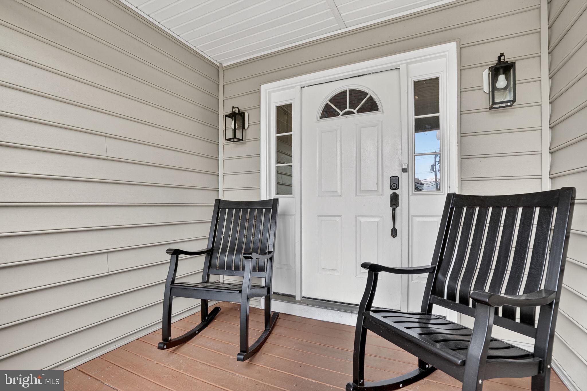 CAPTAIN'S COVE - Residential