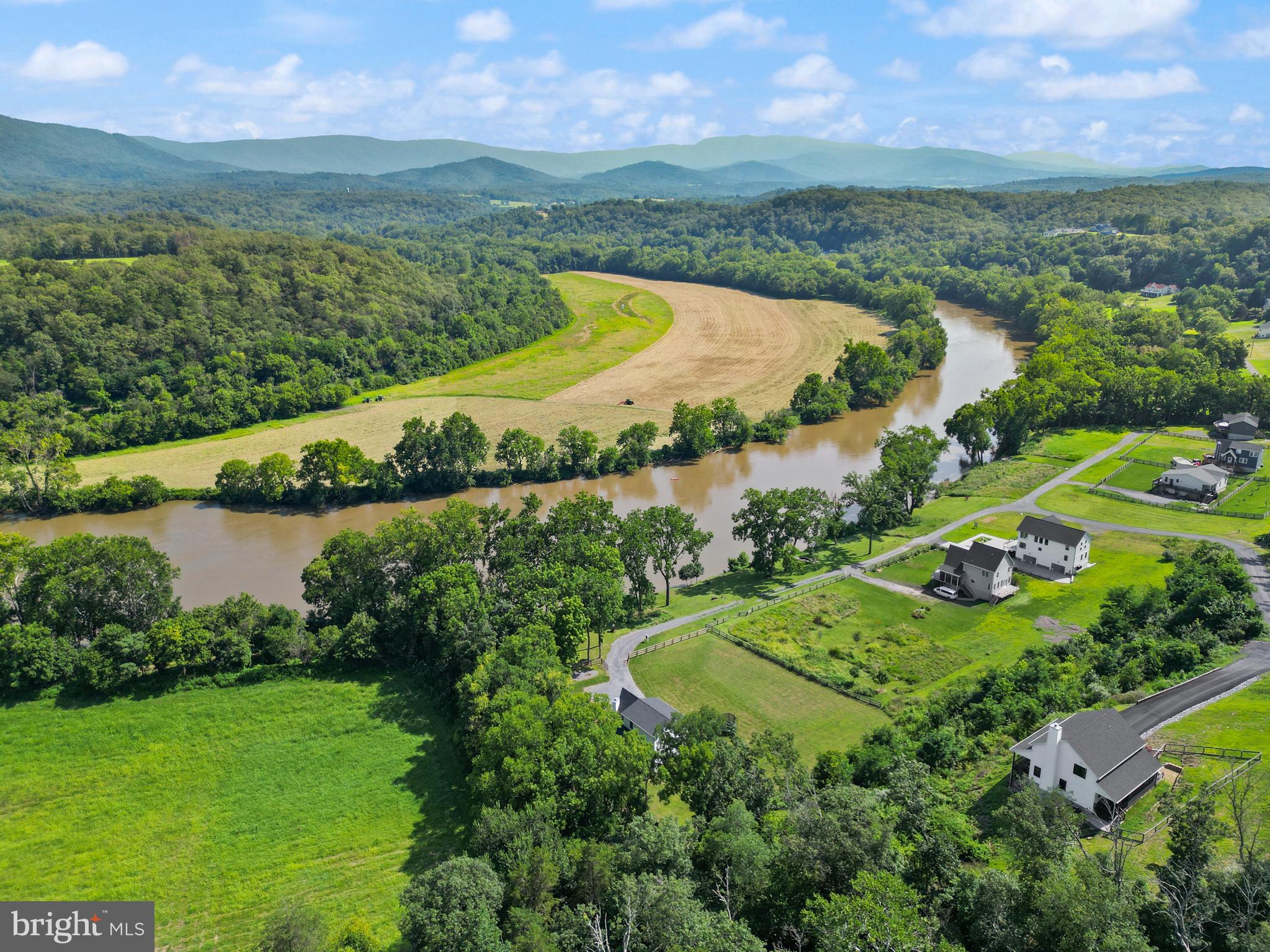 JUNEWOOD ESTATES - Residential