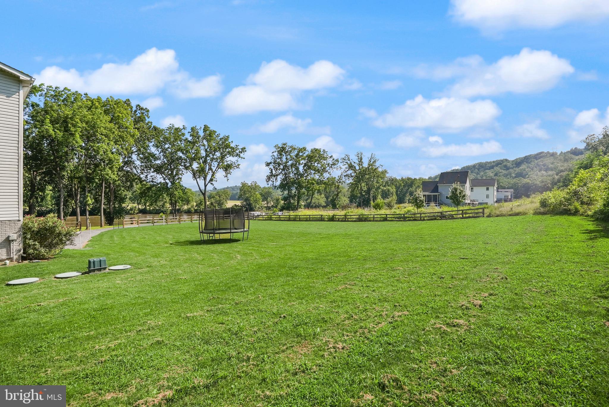 JUNEWOOD ESTATES - Residential
