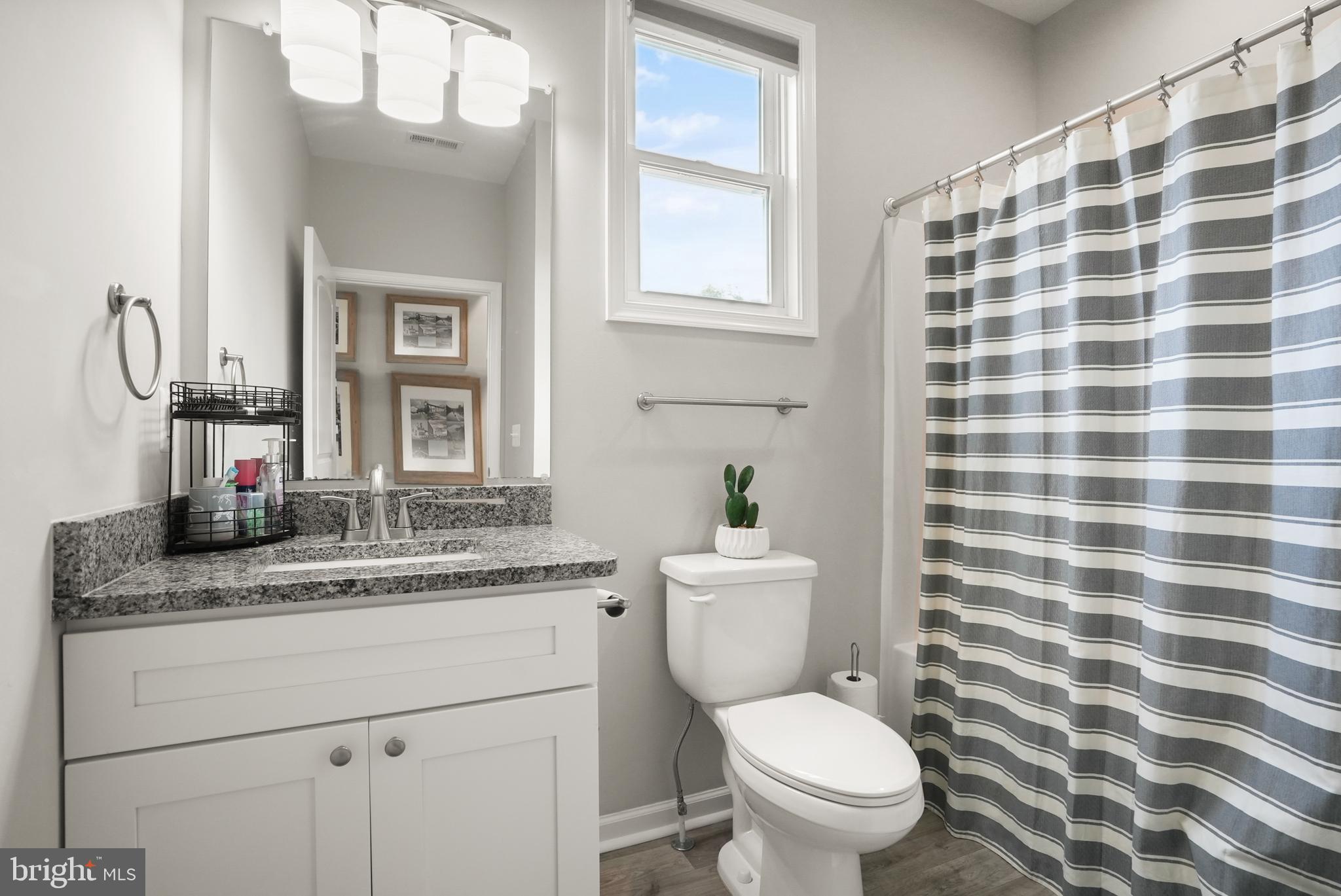 JUNEWOOD ESTATES - Residential