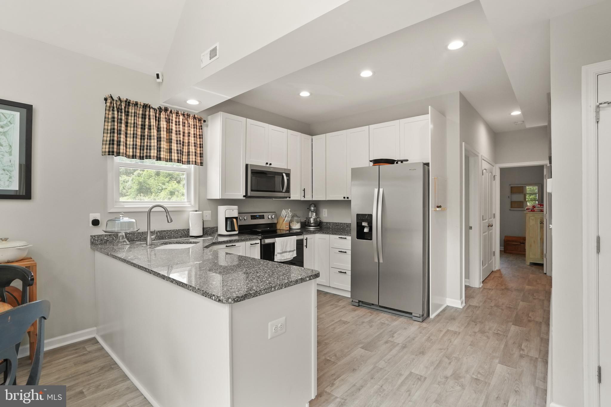 JUNEWOOD ESTATES - Residential