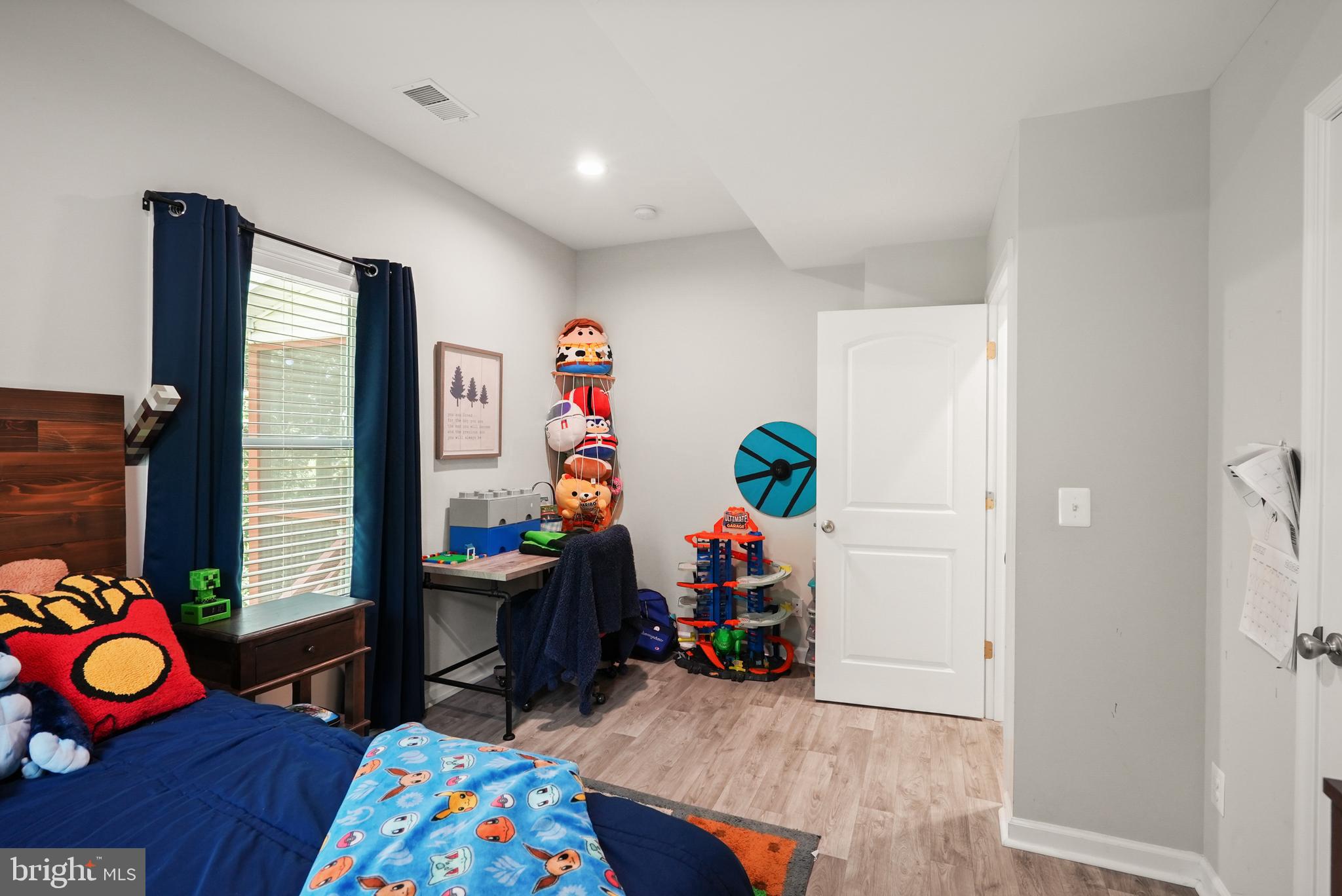 JUNEWOOD ESTATES - Residential