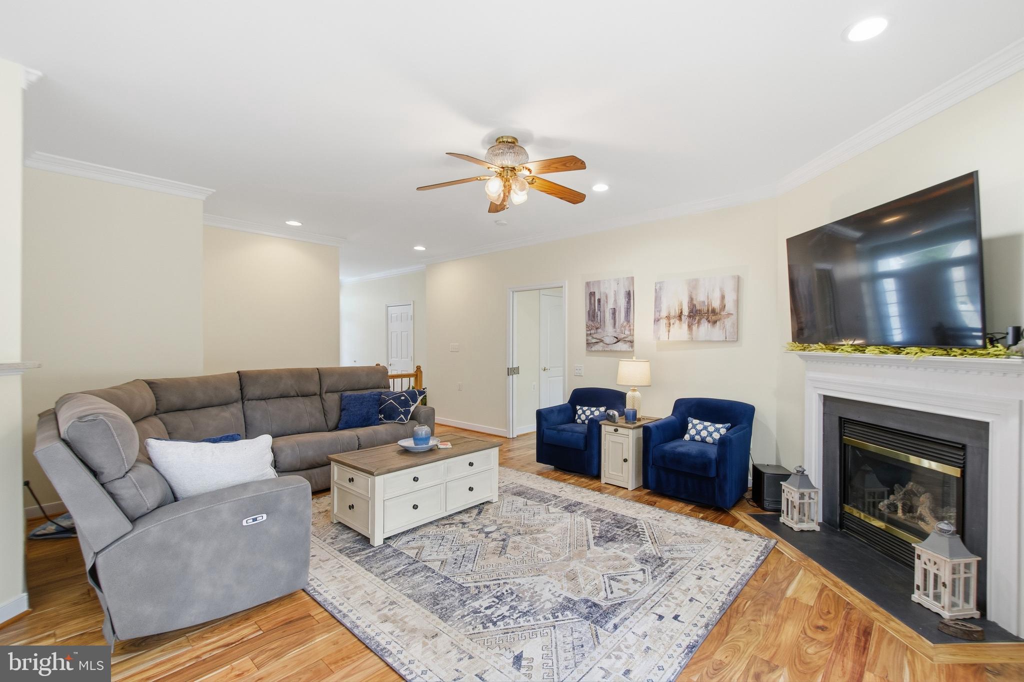 DALE CITY - Residential
