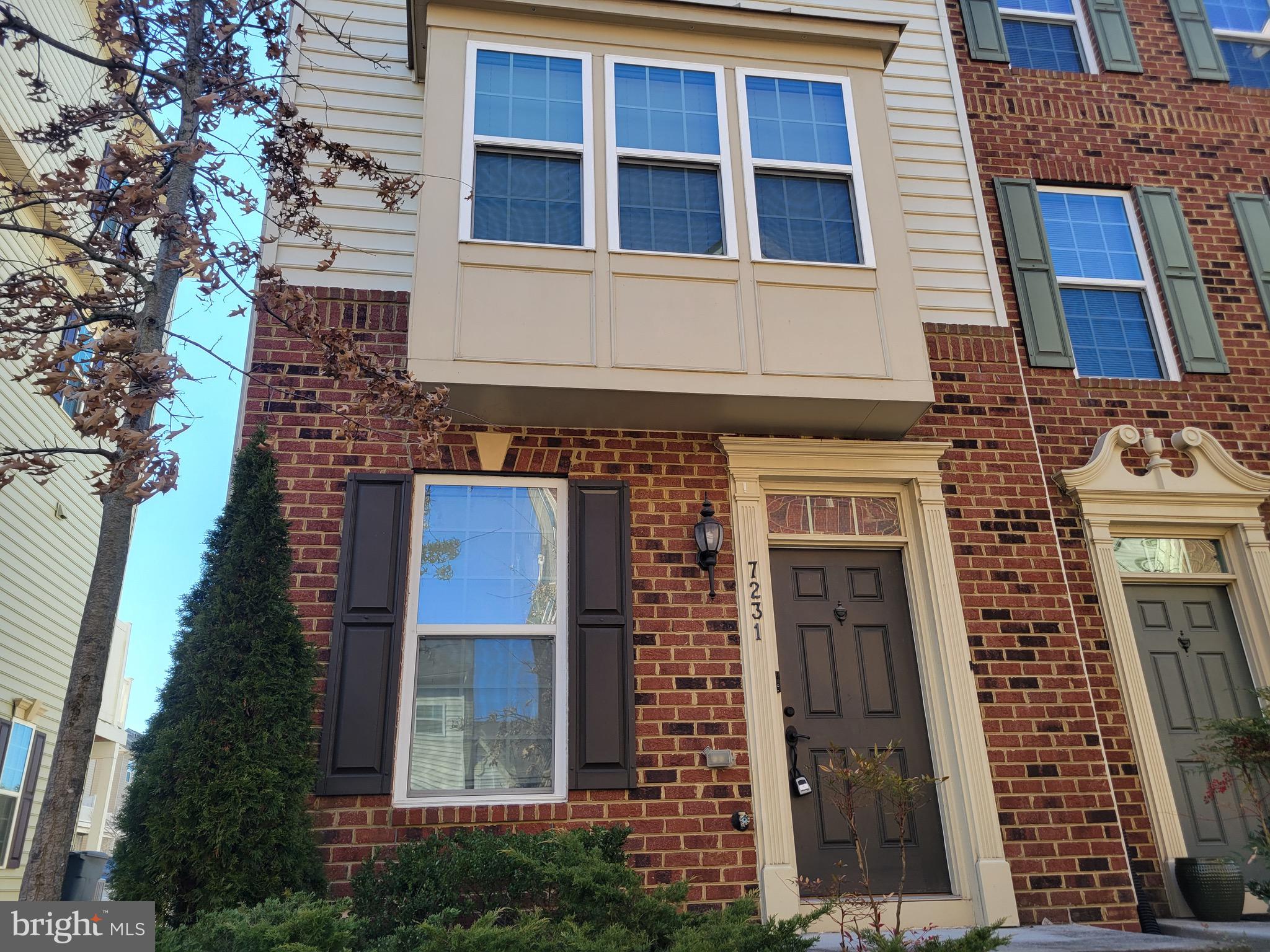 ELKRIDGE CROSSING - Residential Lease