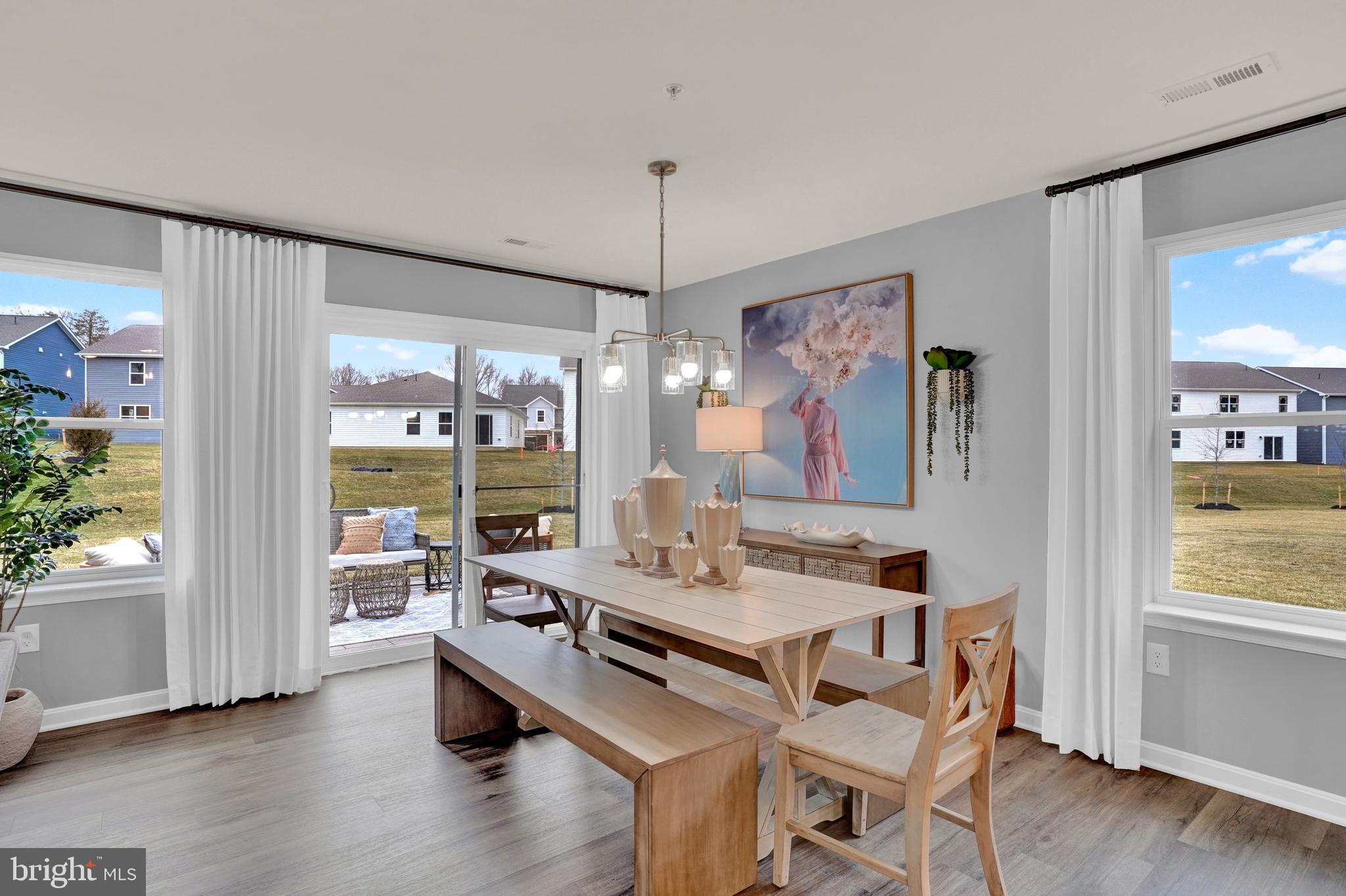 RED HILL - Residential