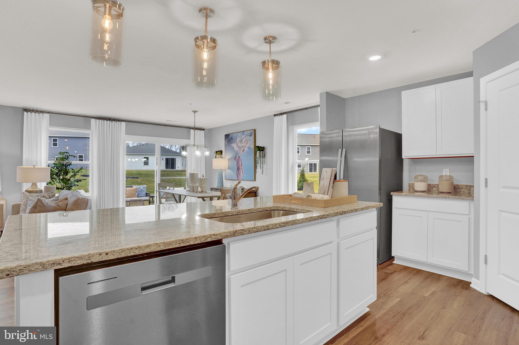 RED HILL - Residential