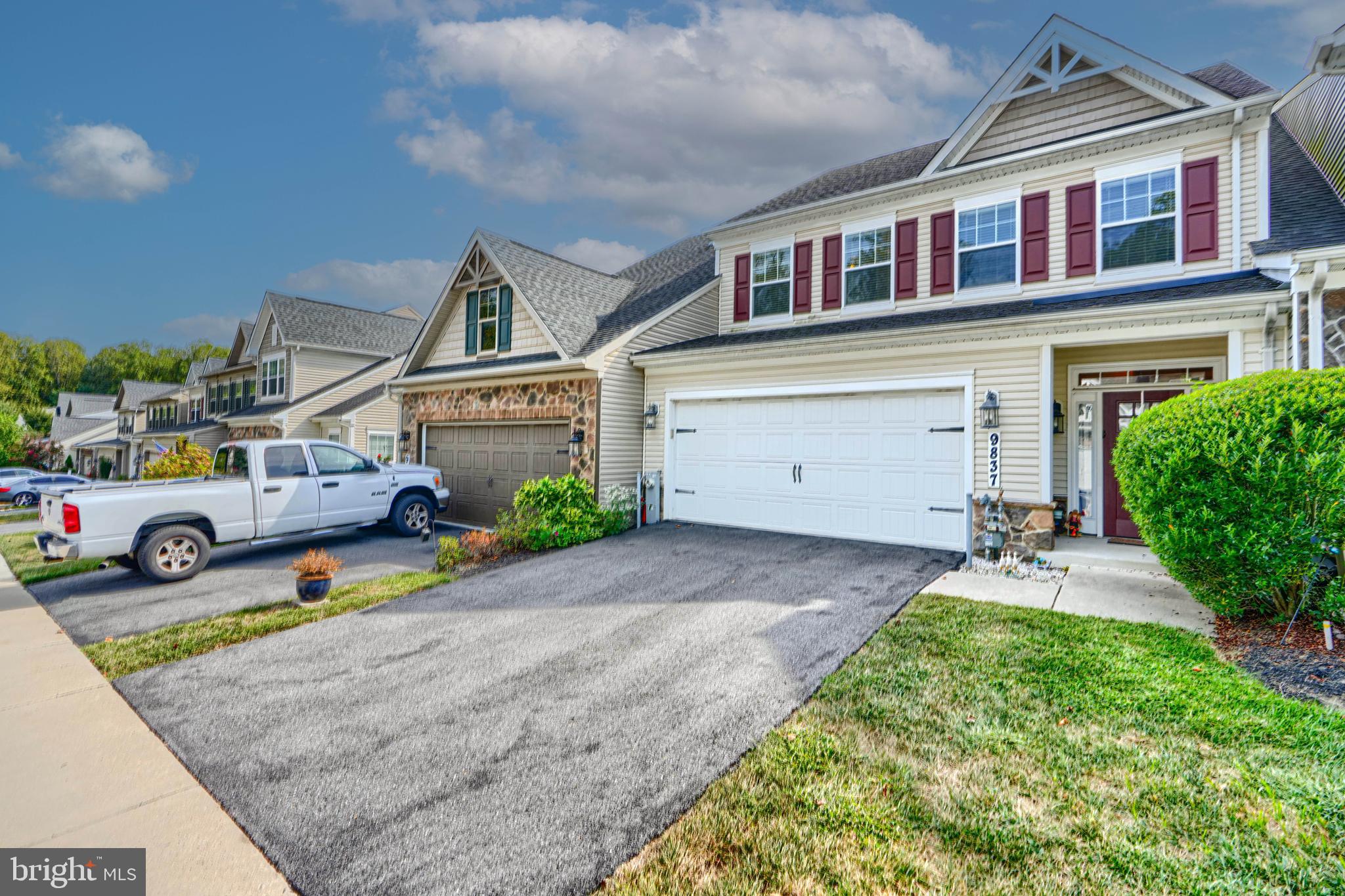 WALDEN WOODS - Residential