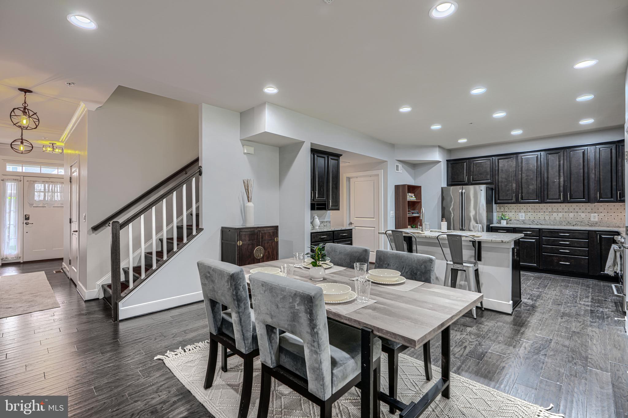 WALDEN WOODS - Residential