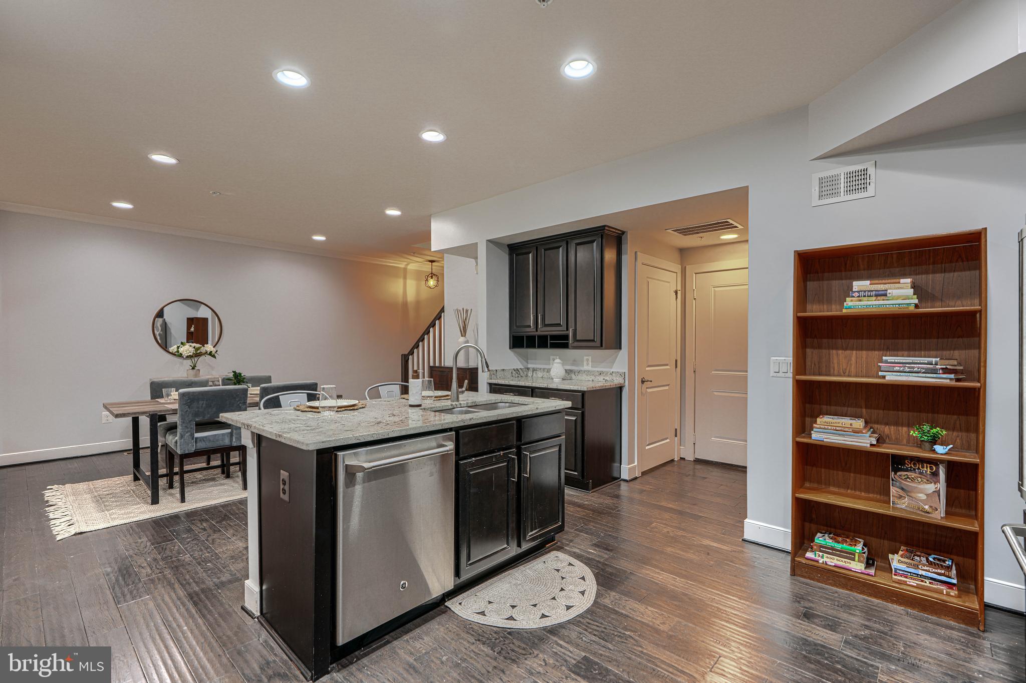 WALDEN WOODS - Residential