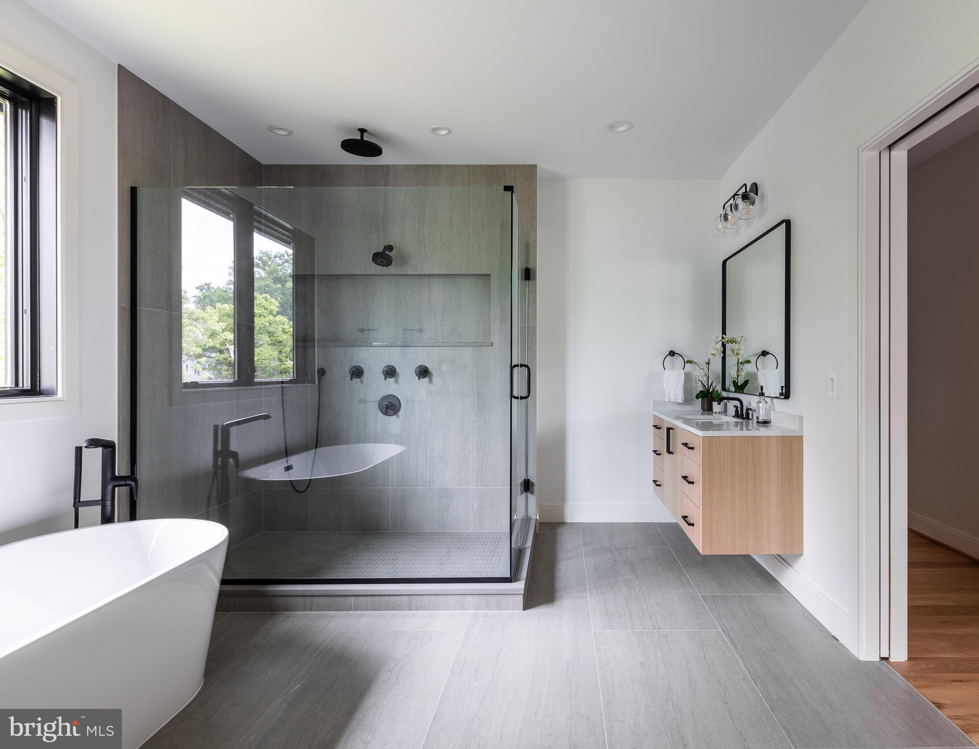 PIMMIT HILLS - Residential