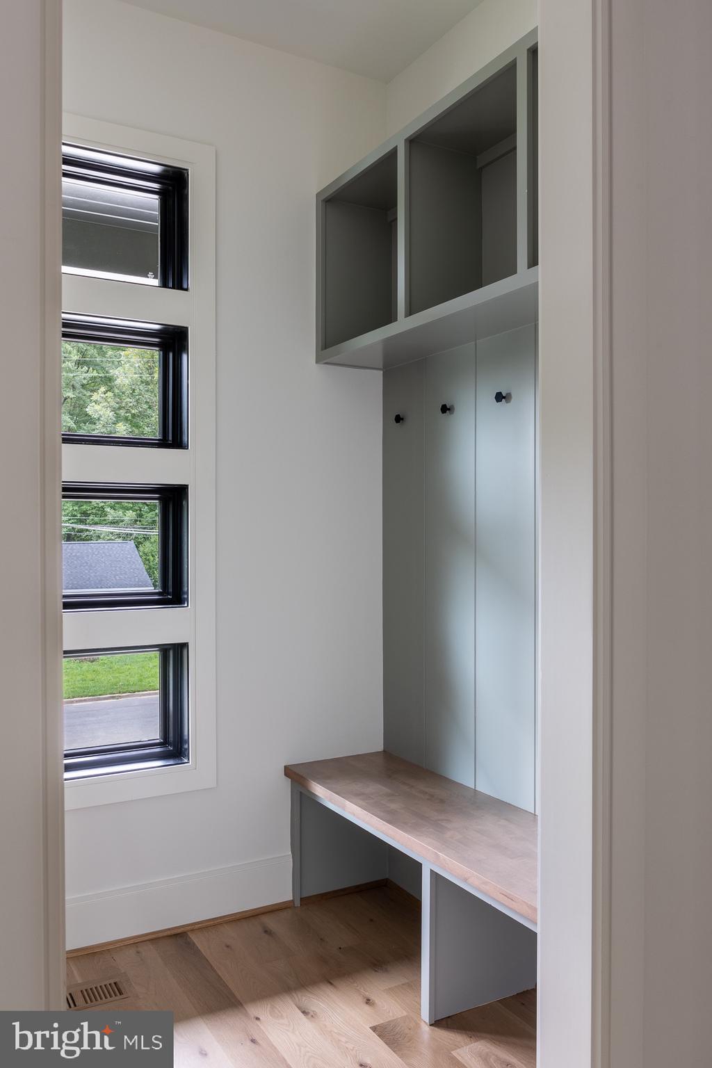 PIMMIT HILLS - Residential