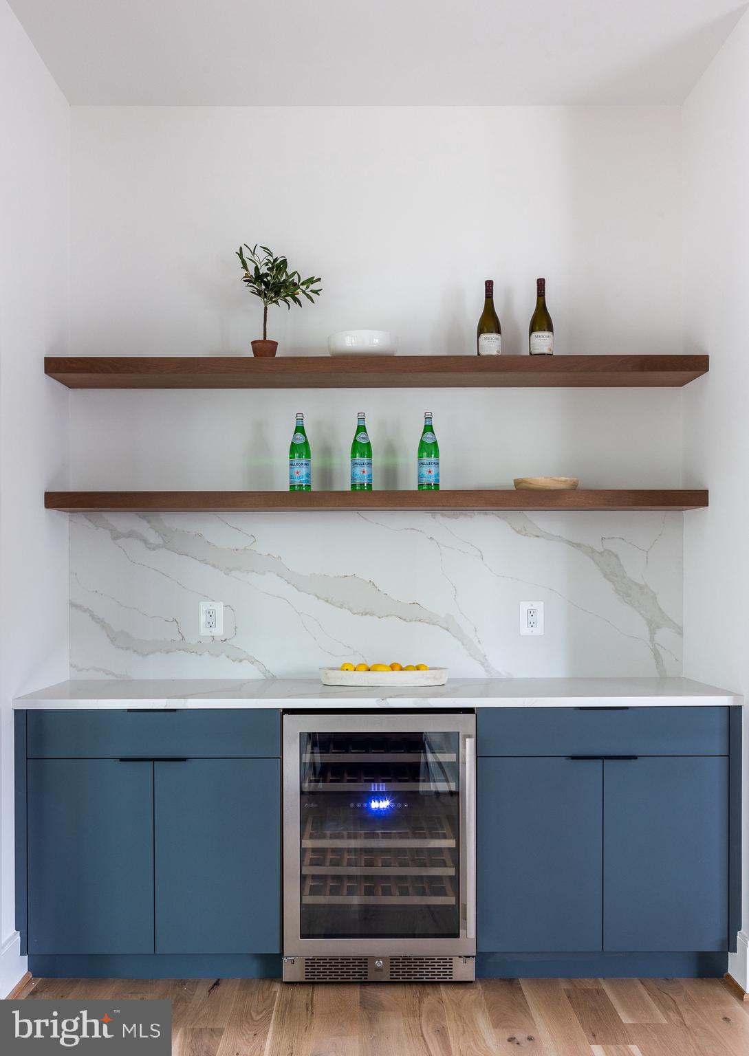 PIMMIT HILLS - Residential