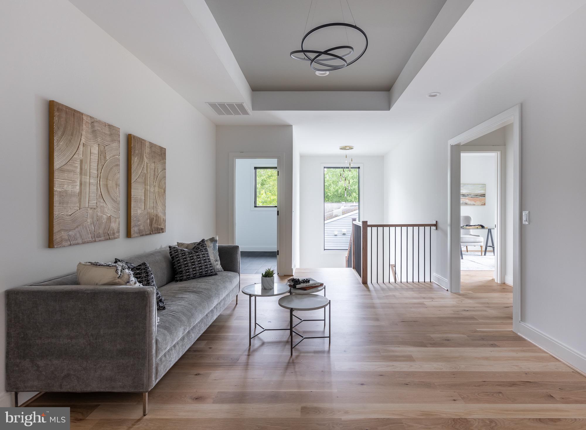 PIMMIT HILLS - Residential