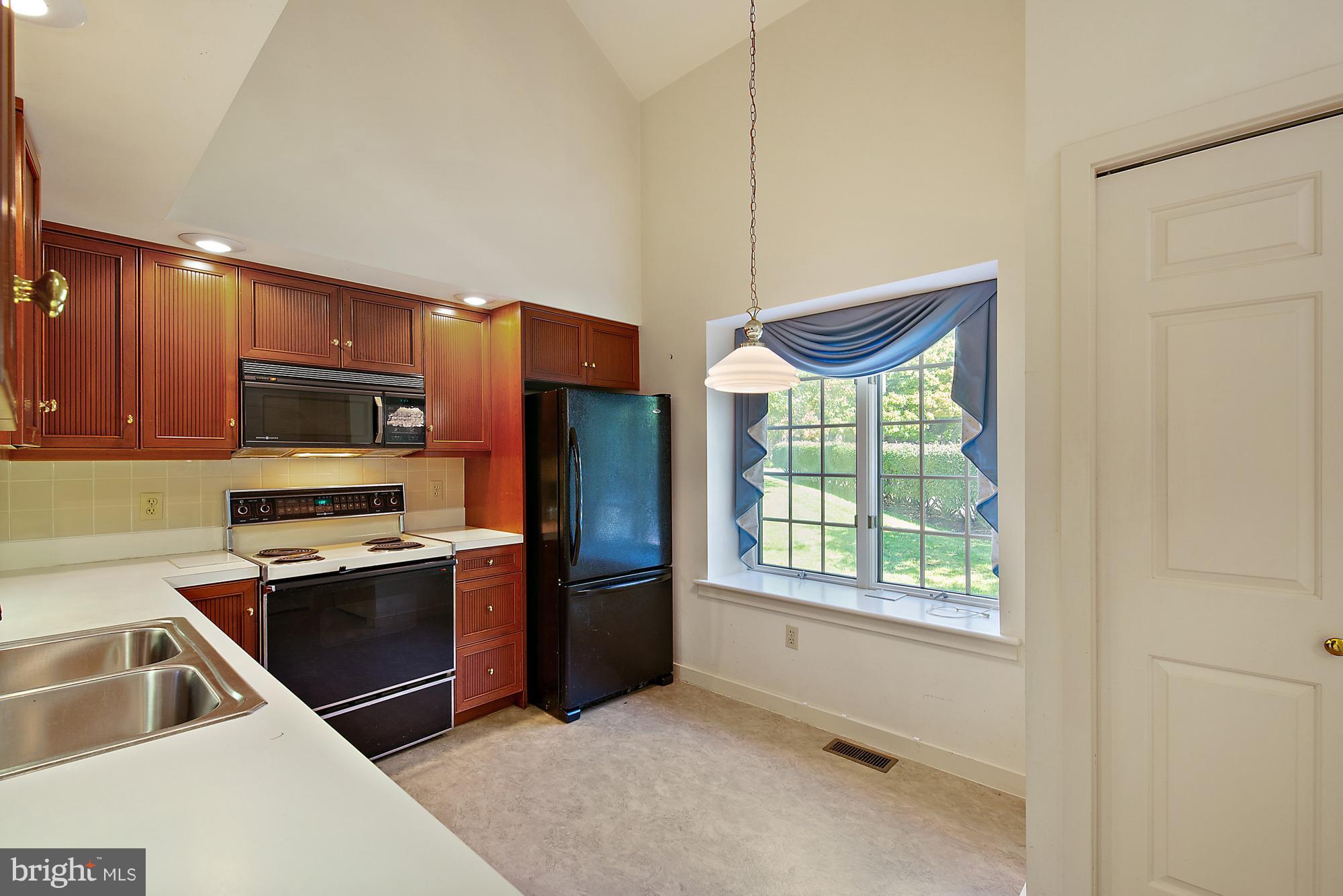 WILLOW VALLEY CONDOS - Residential